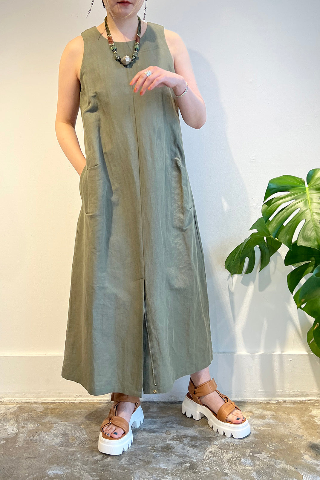 レザープラットフォームサンダル