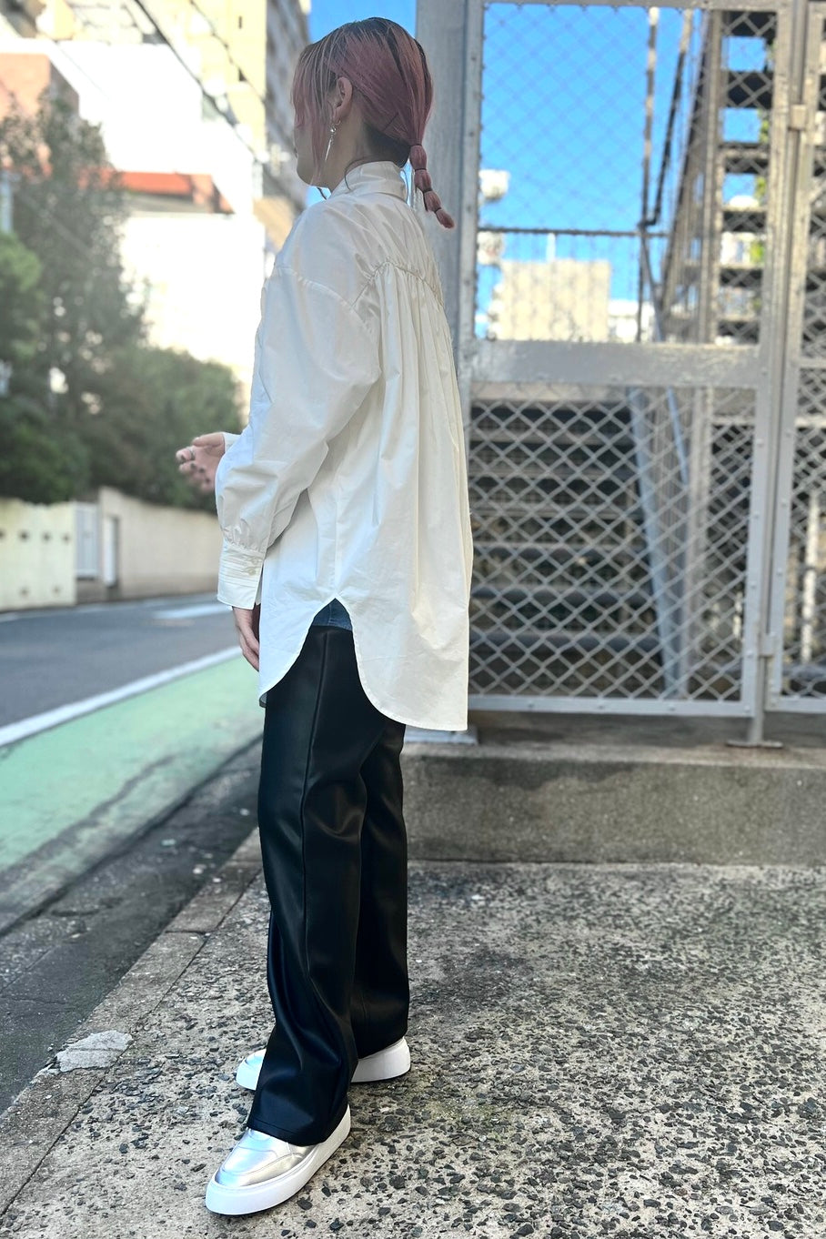 リボンタイブラウス