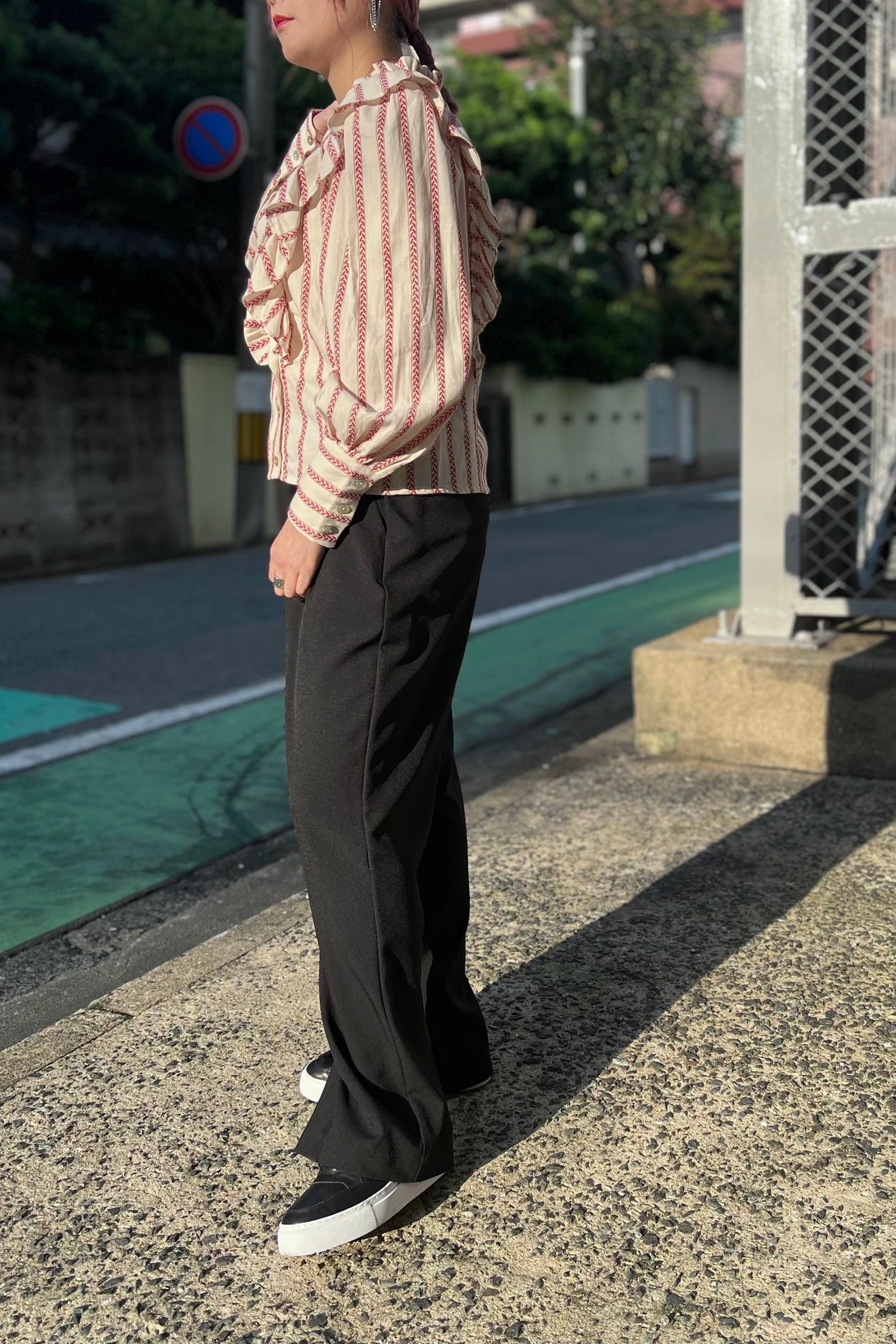 ストライプフリルブラウス