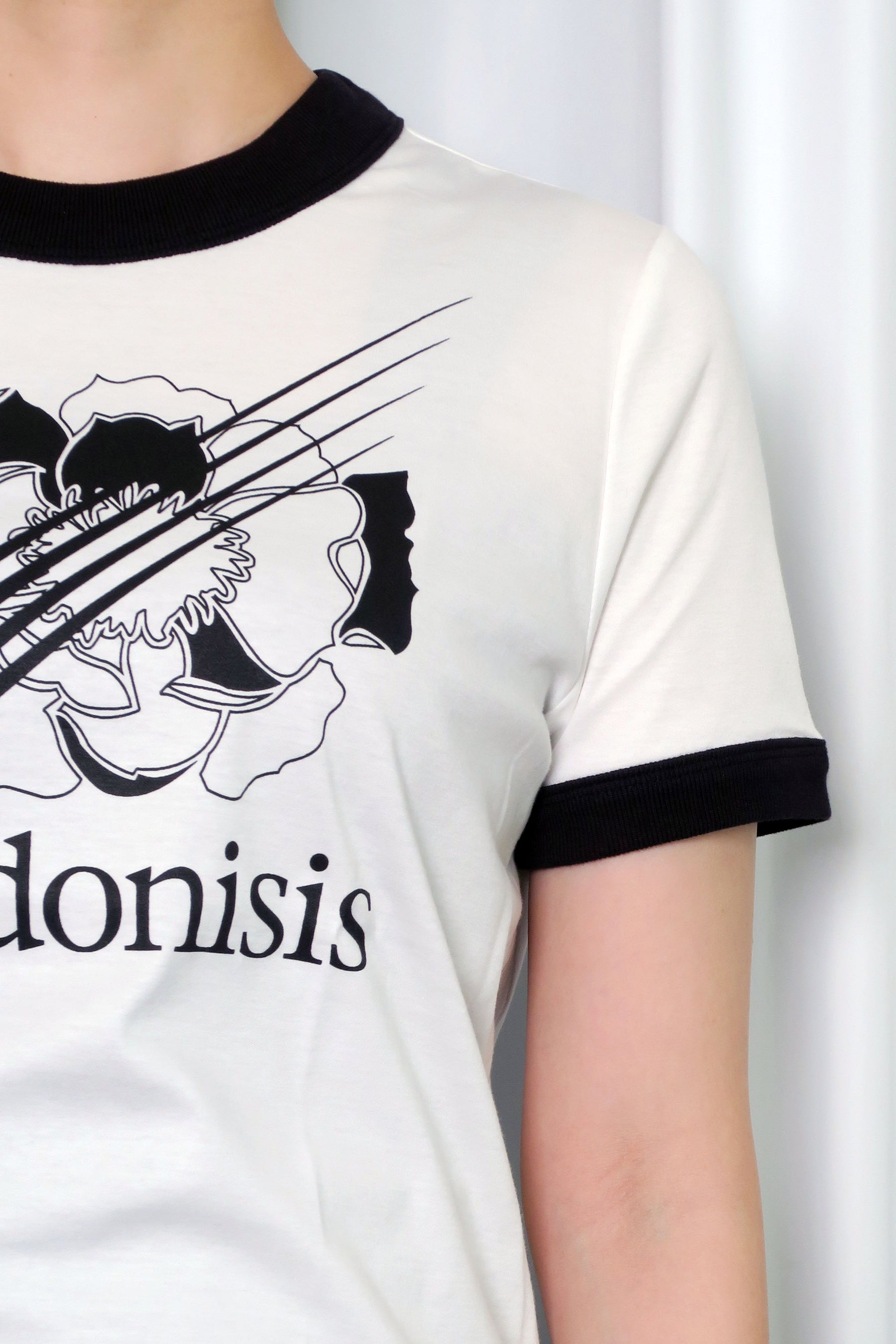 ロゴプリント半袖Tシャツ
