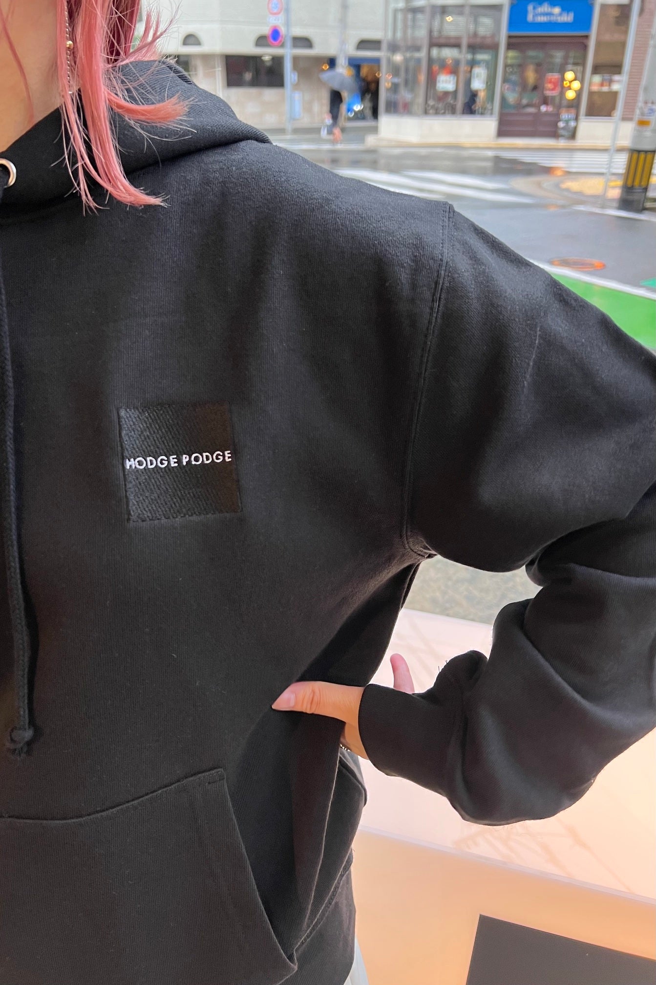 HODGEPODGEロゴ刺繍フーディ