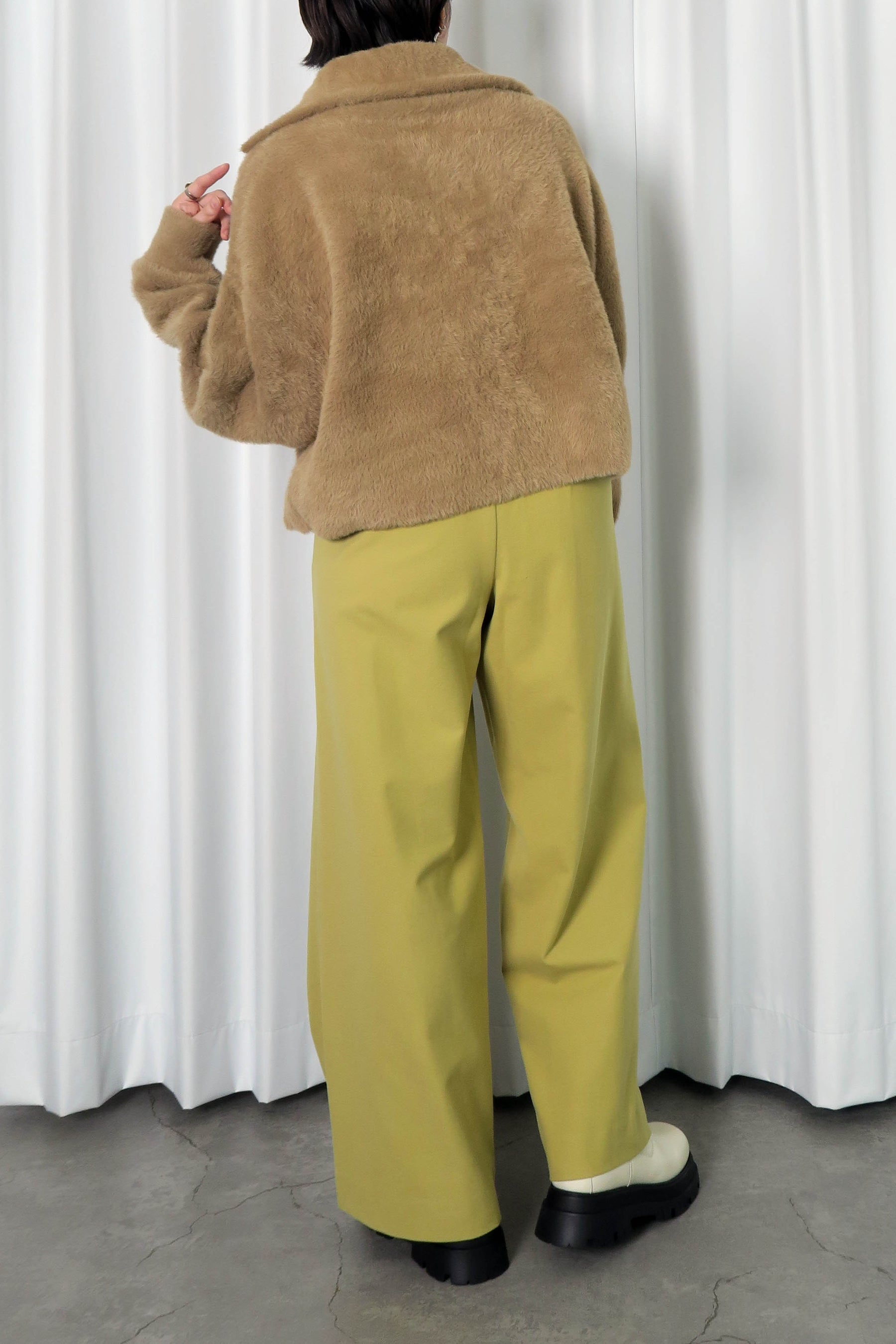 ウォームストレッチワイドパンツ