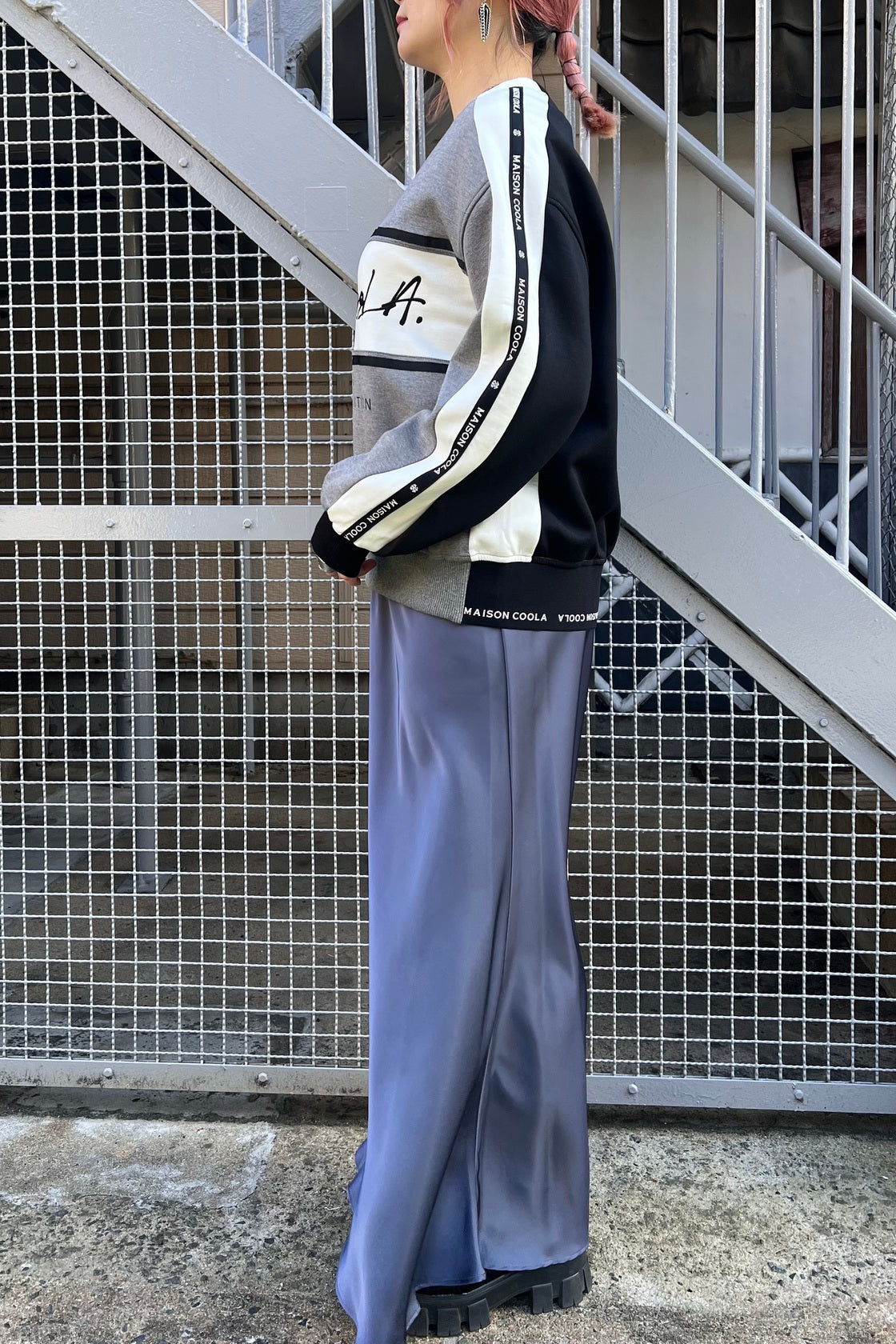 クレイジーパターンエンブロイダリープルオーバー