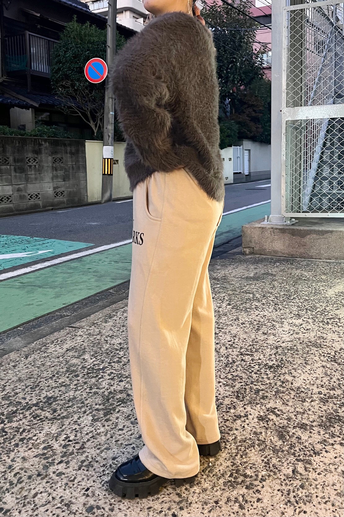 CHIGNON (シニヨン) 裏毛スウェットロゴ2wayパンツ 3235-360ko レディース y2k