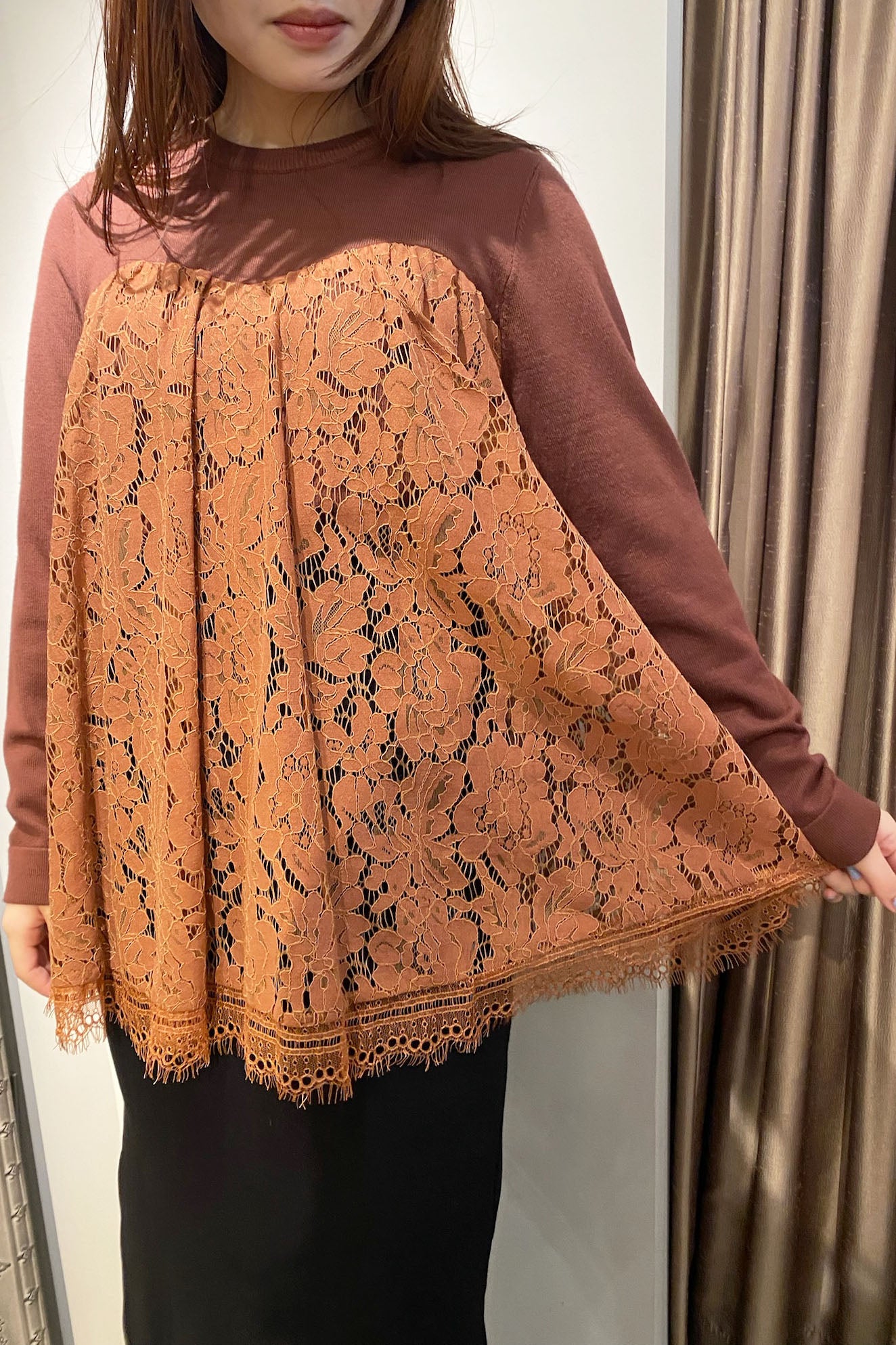 Torrazzo Donna (トラッツォ ドンナ) レース切替ニット 6235-592 ブラウン