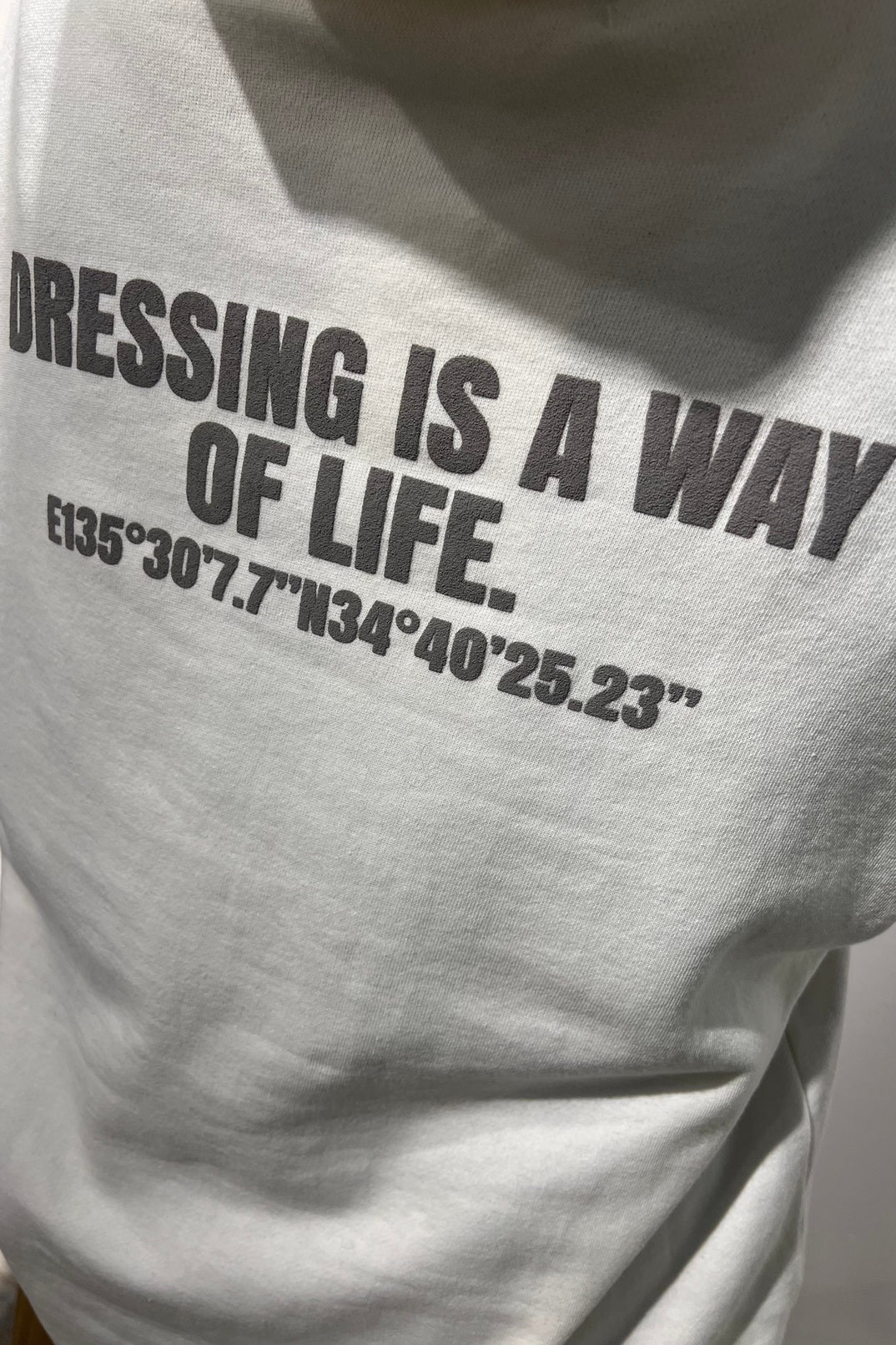 アシメファースリーブフーディー