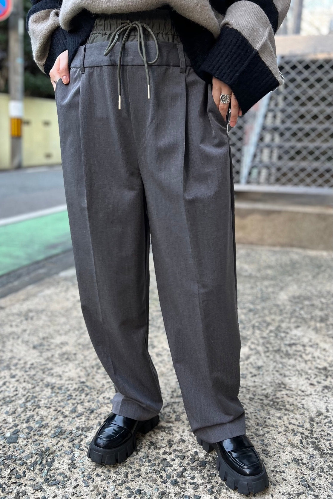 レディース モード ワイドパンツ パラシュートパンツ グレー