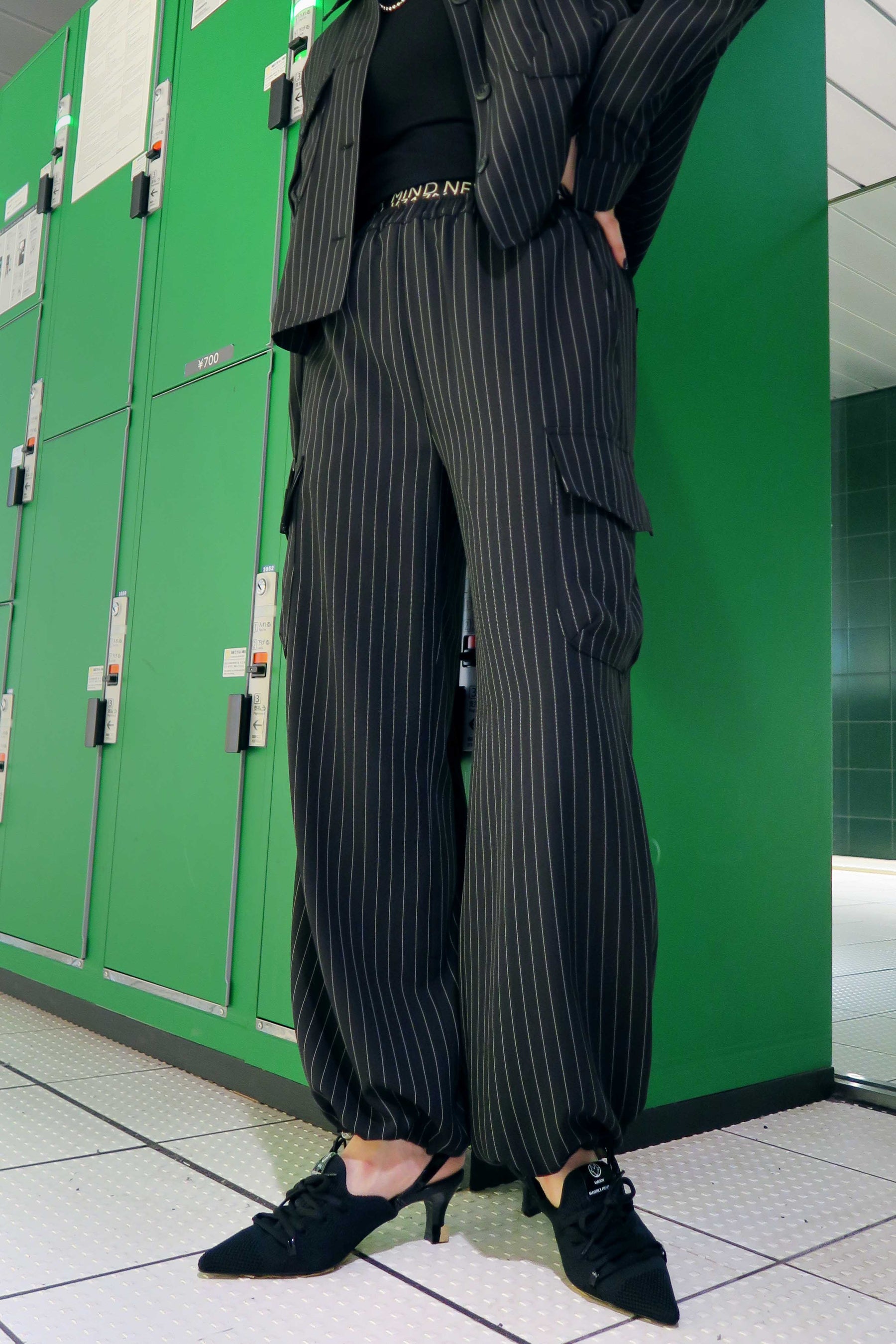 ストライプカーゴパンツ