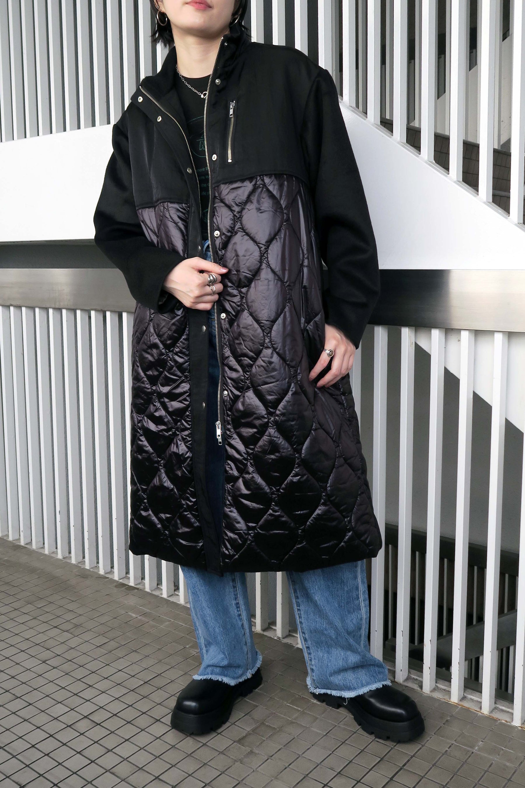 エナメルキルティング切替コート