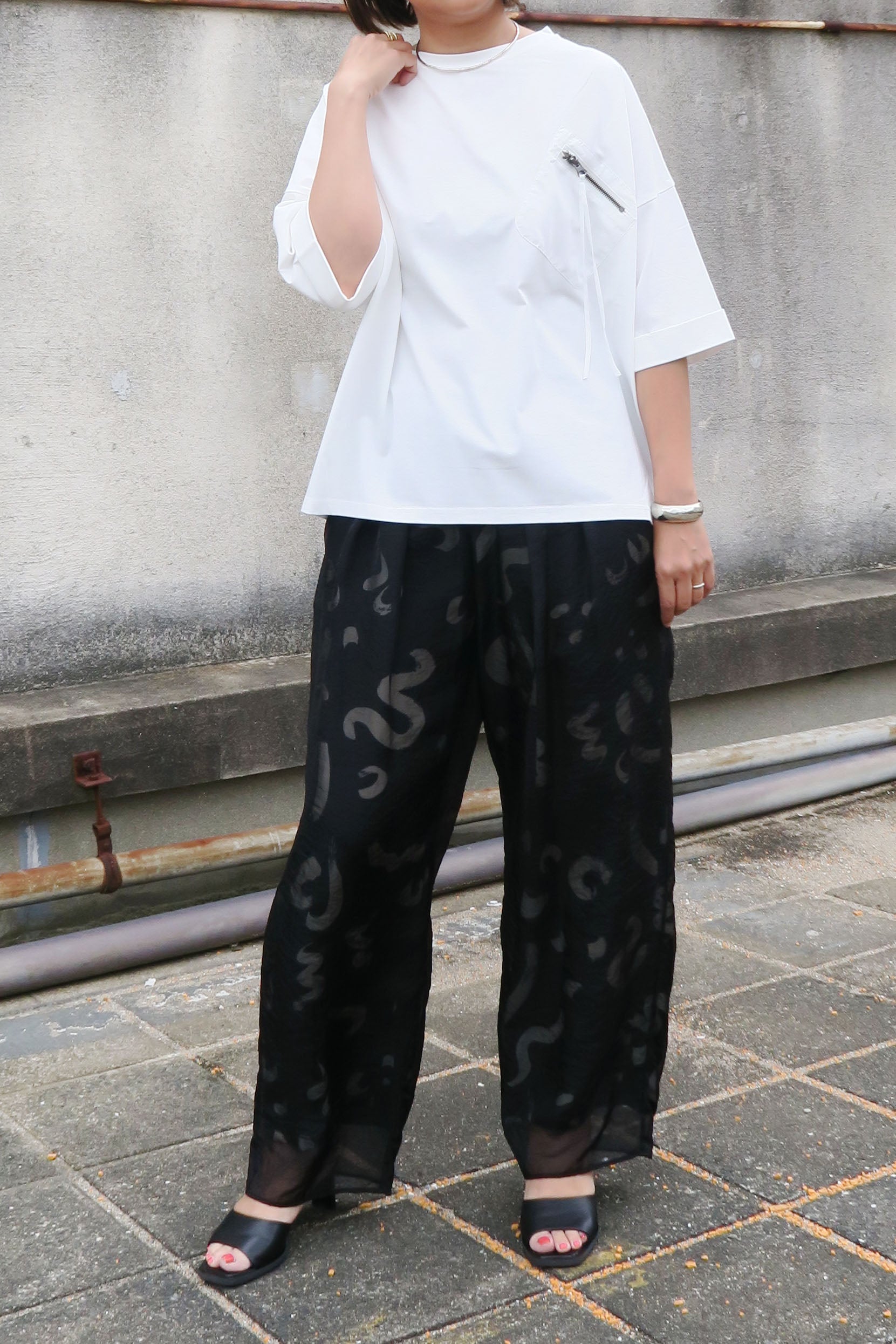 33℃ (サーティスリー) 胸ポケットTee gz504803 オフシロ