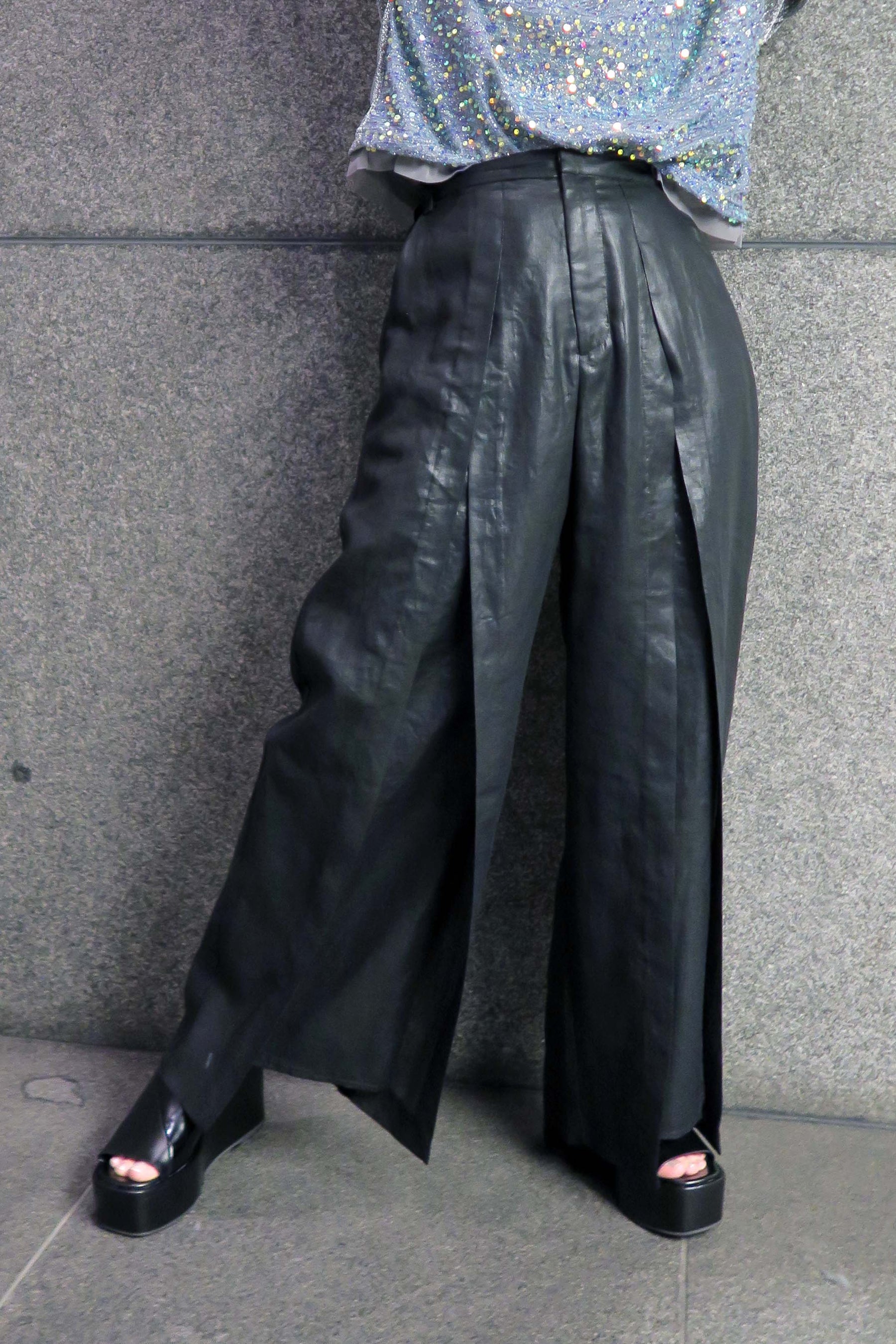 スリットレヤードパンツ