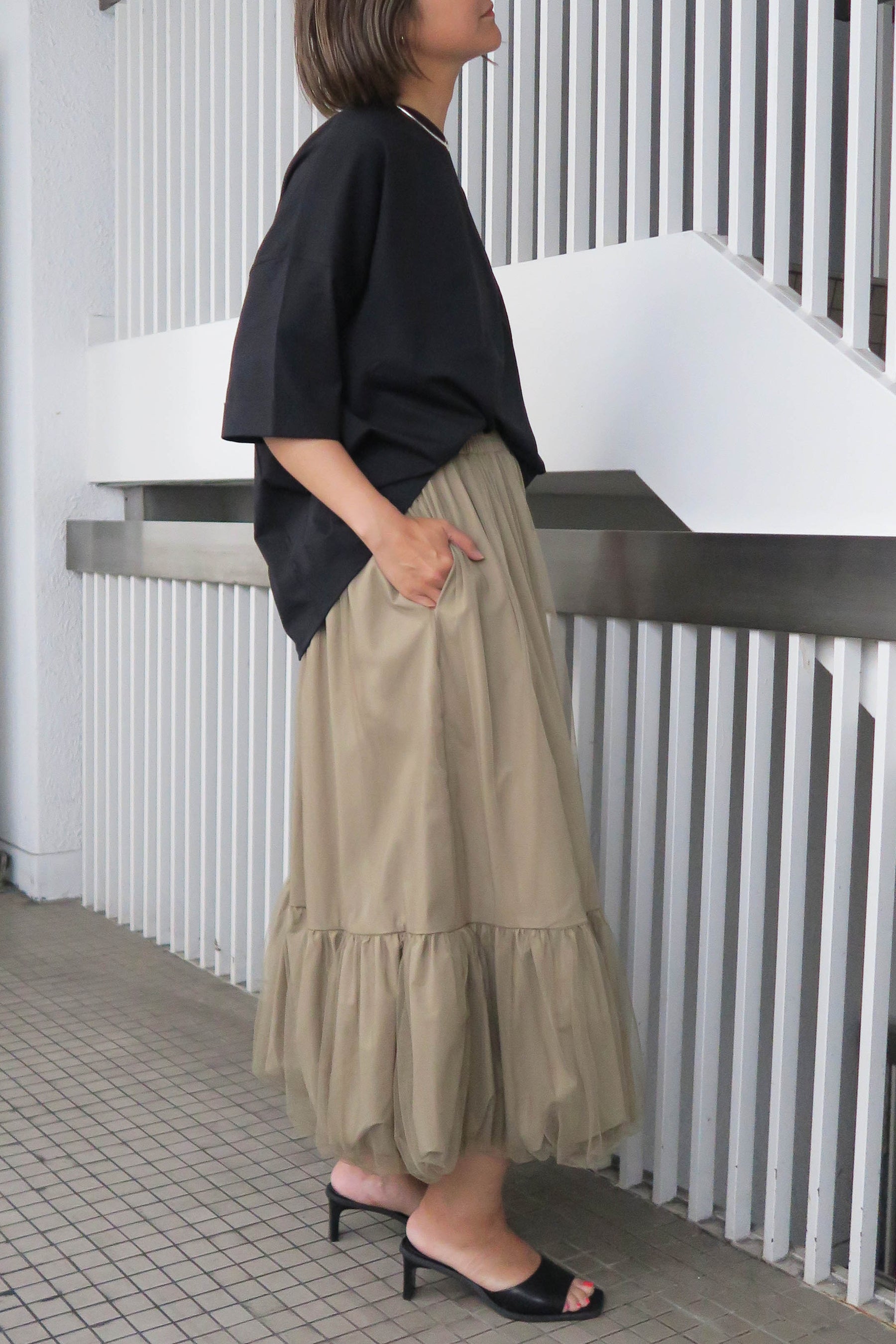 PaulineBleu (ポリーヌブロー) センターzipチュール裾バルーンスカート 87042 ベージュ