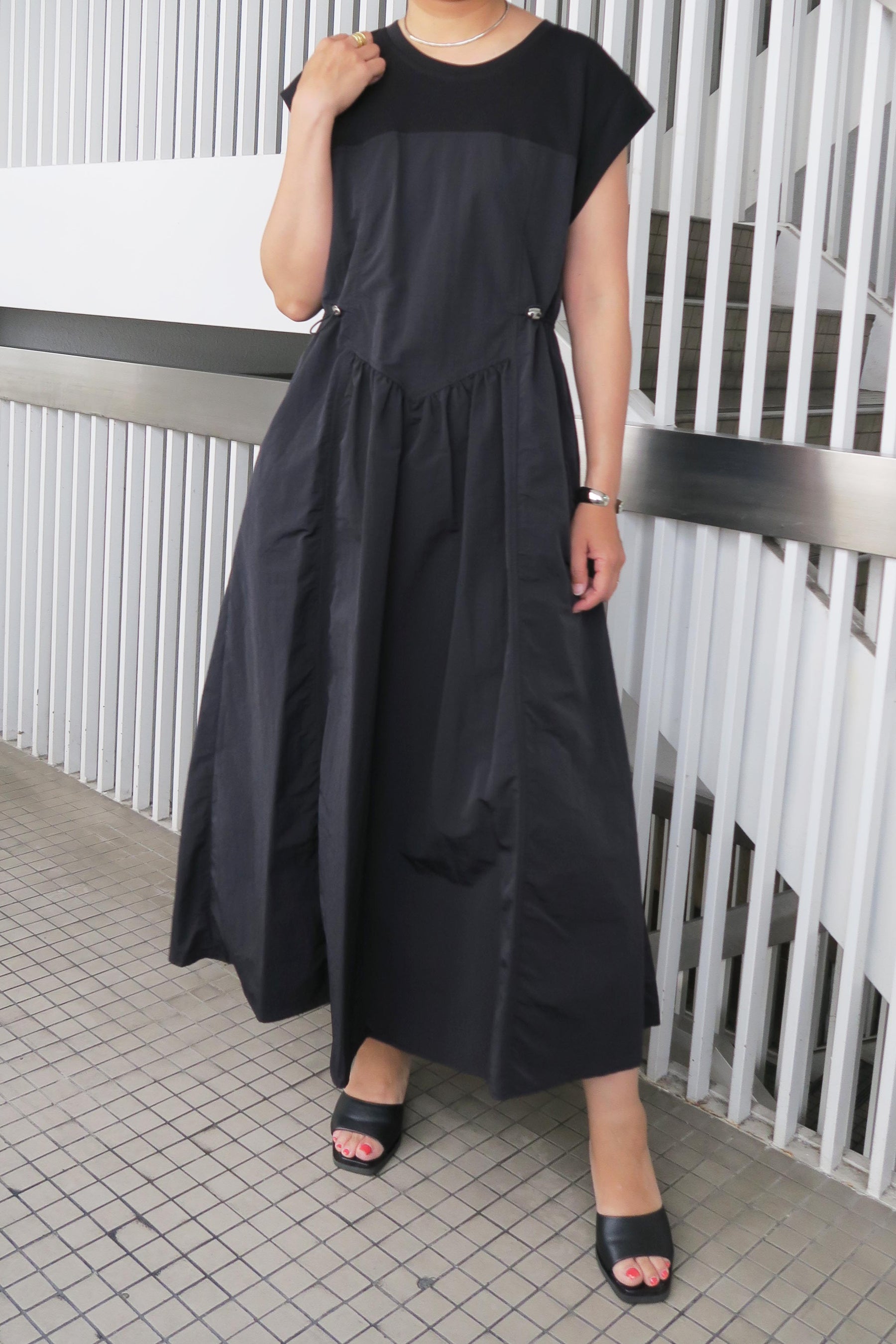 PaulineBleu (ポリーヌブロー) 異素材切替ギャザーワンピース 56981 ブラック