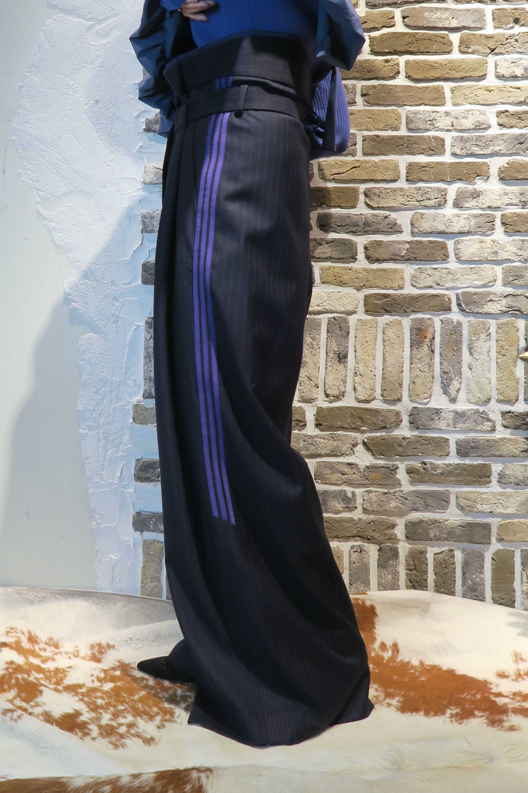 ハイウエストラインパンツ