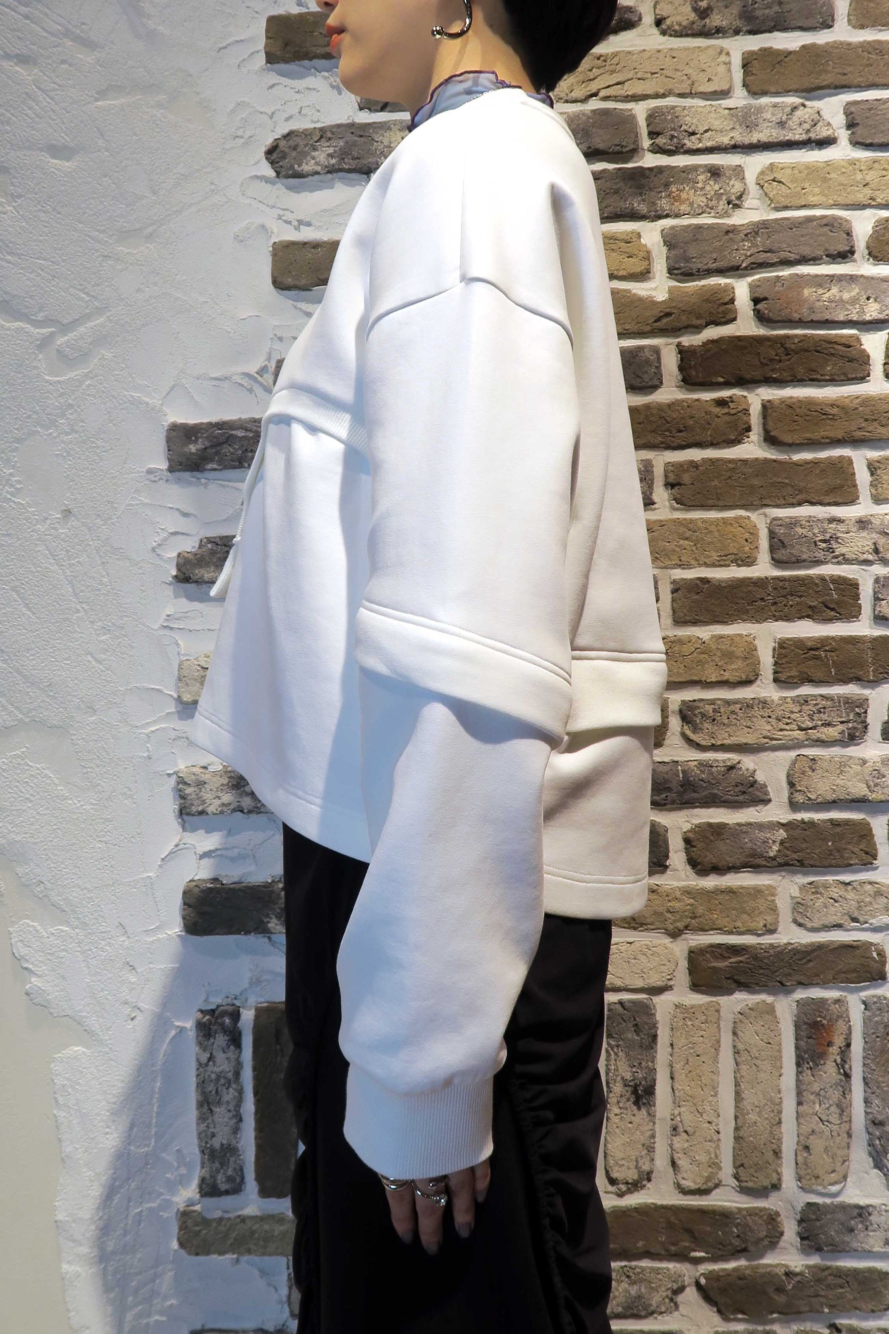 セパレートスリーブプルオーバー