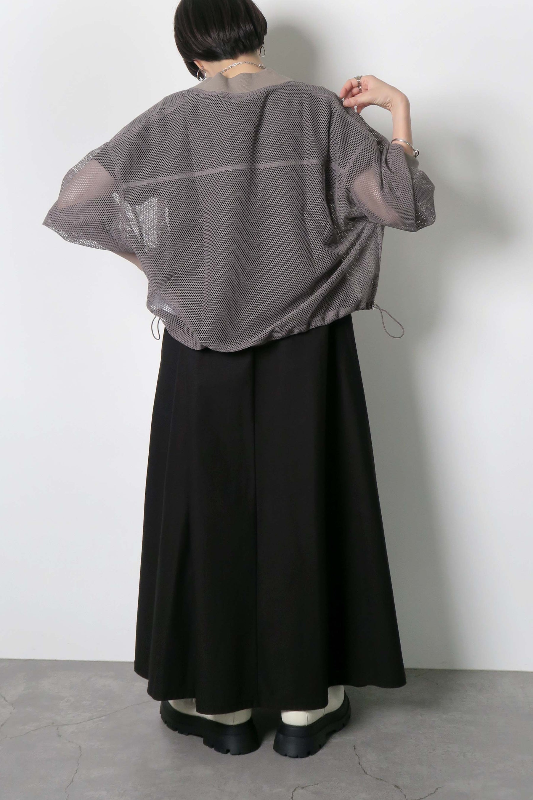 ショート丈メッシュブルゾン