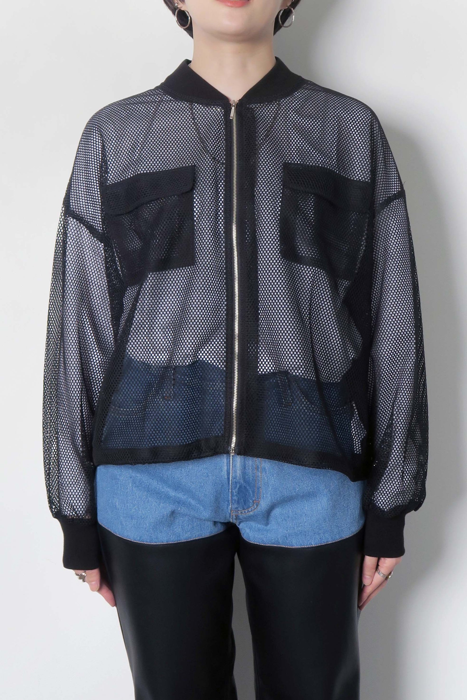 ショート丈メッシュブルゾン