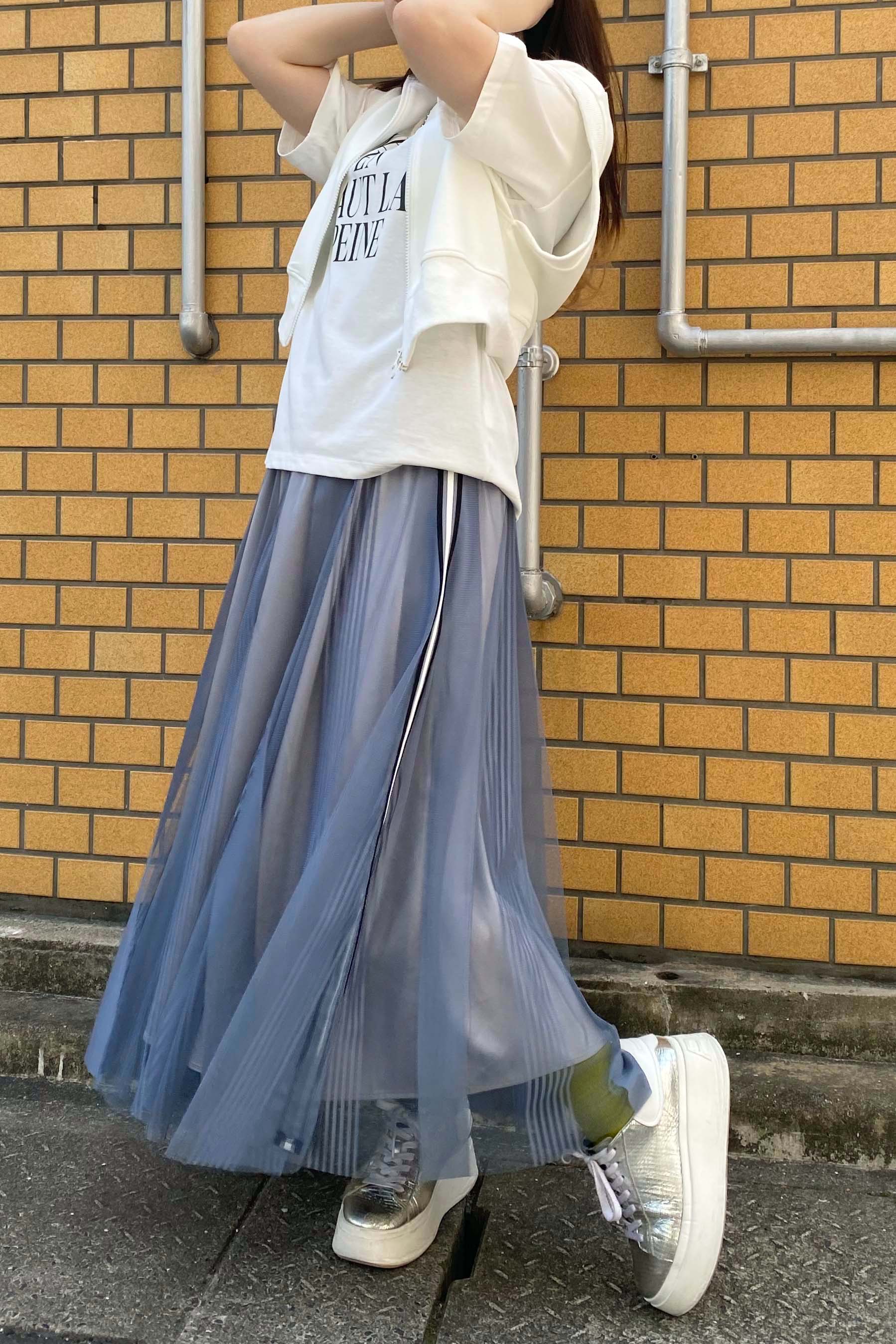 MONiLE (モニーレ) ストライプチュールサイドラインスカート 002729 グレー