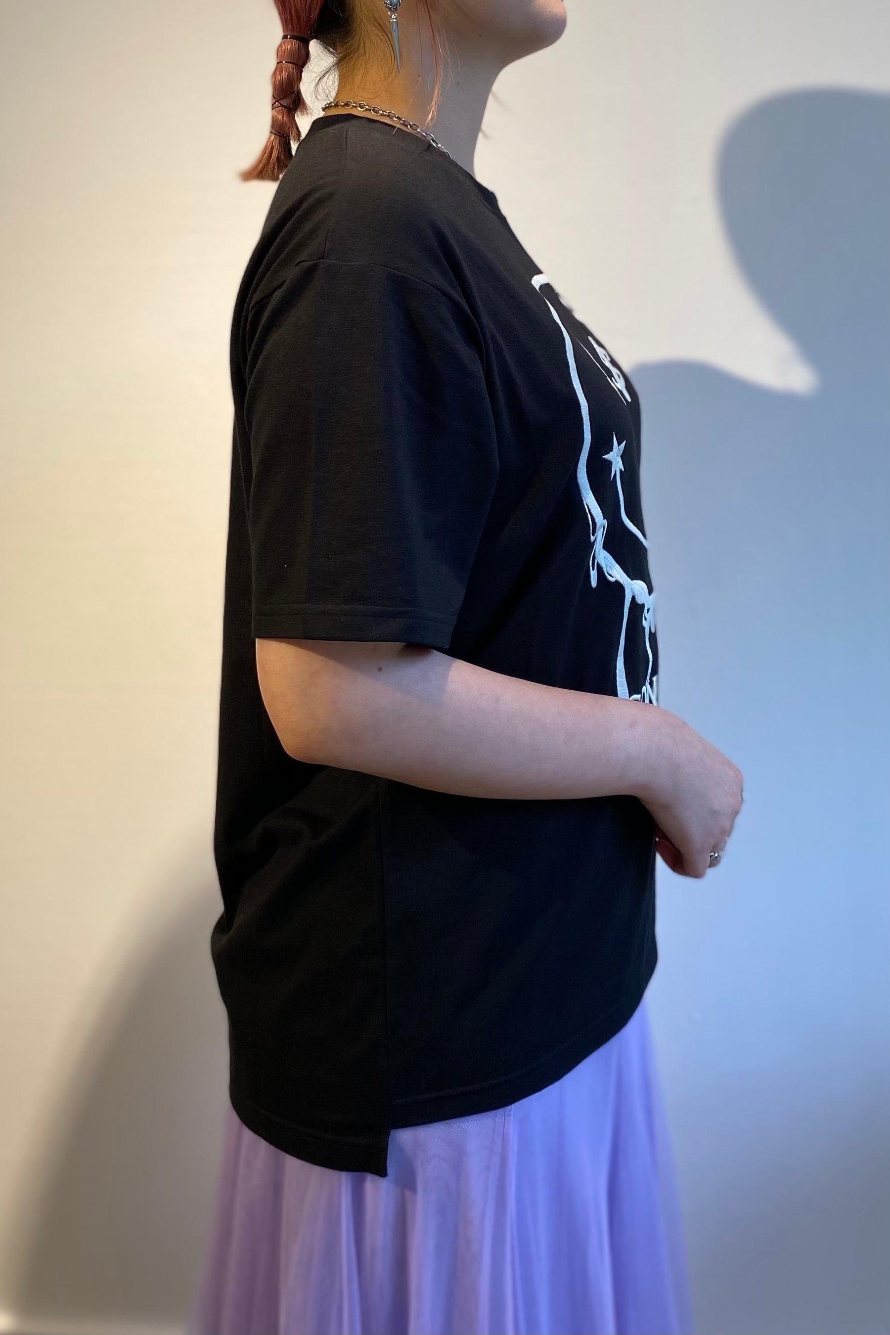 ドルフェイスエンブロイダリールーズTee