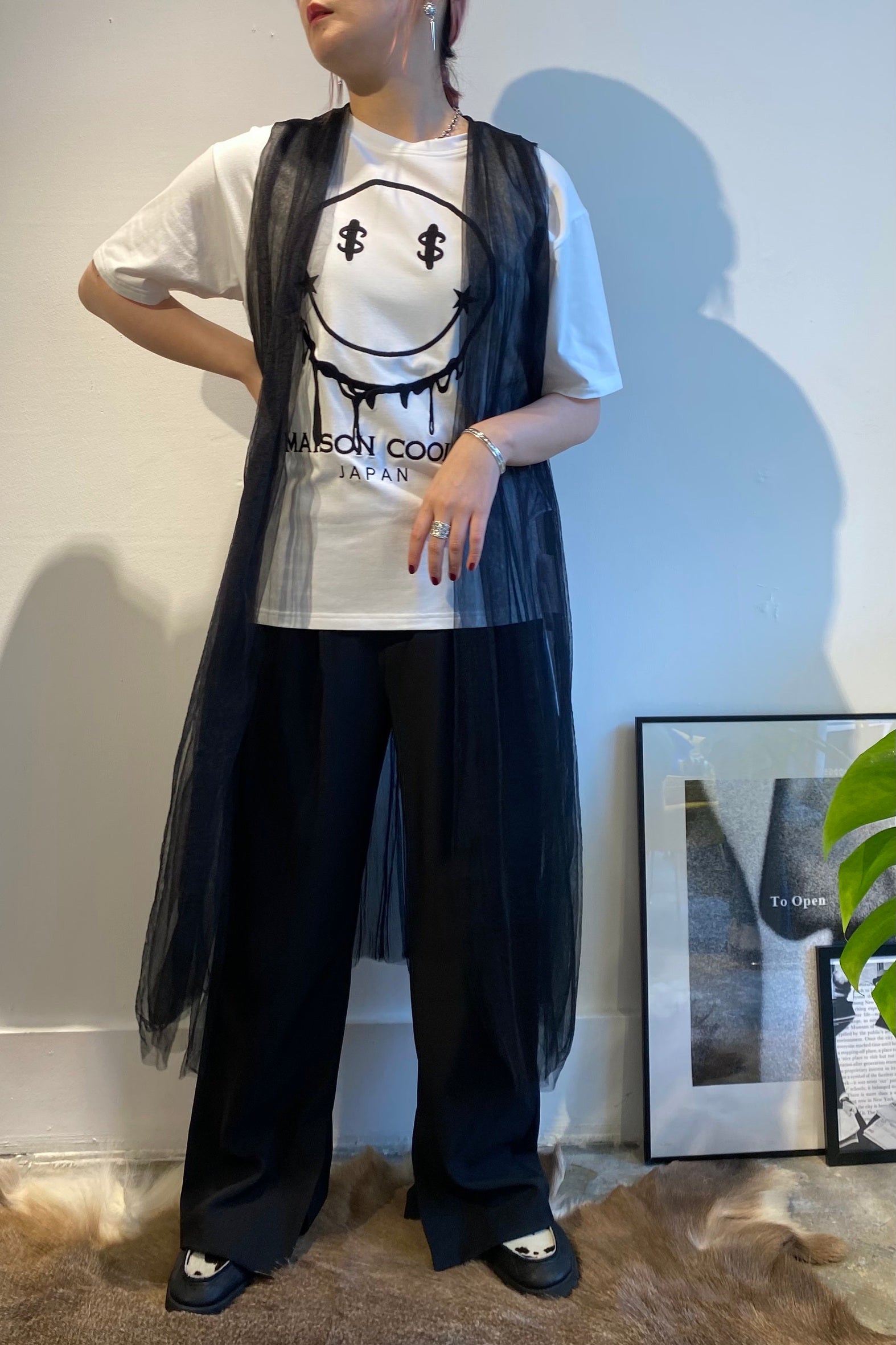 ドルフェイスエンブロイダリールーズTee