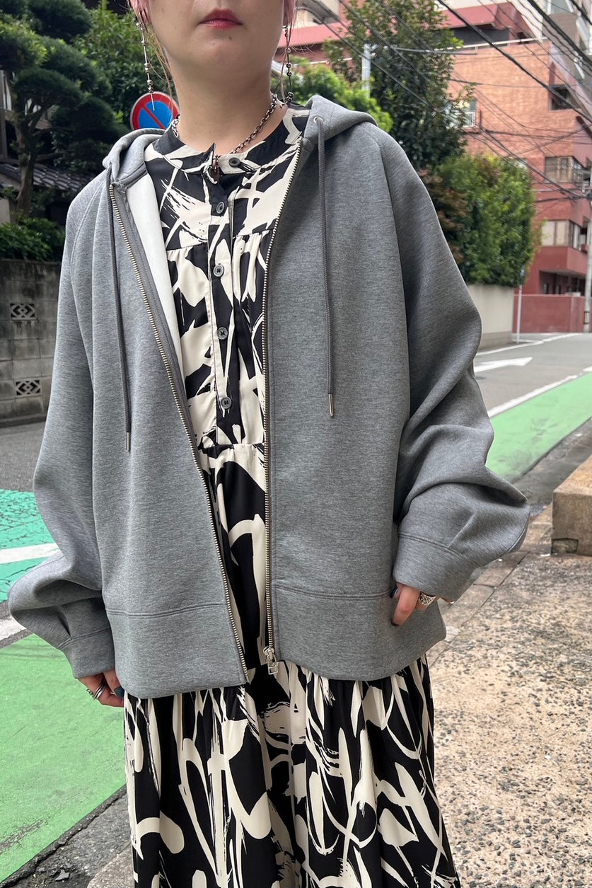 ダンボールパーカー