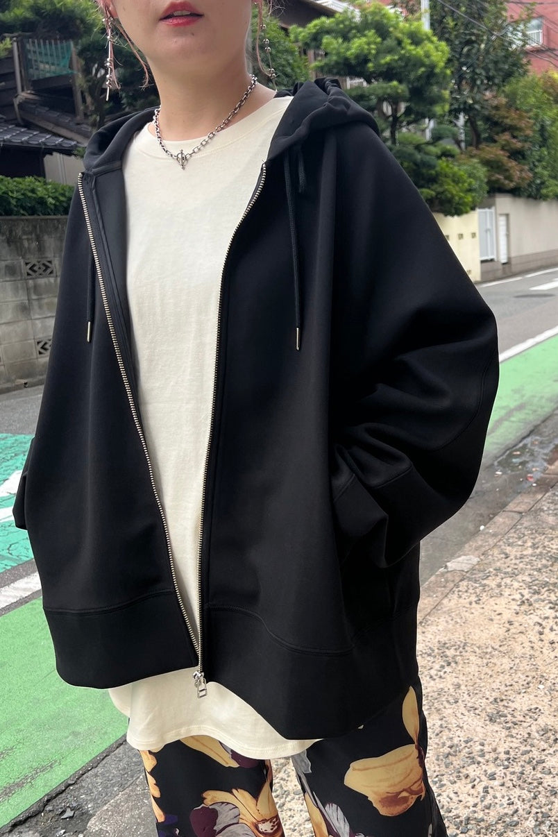 CHIGNON (シニヨン) ダンボールパーカー 8234-028kk レディース フーディー