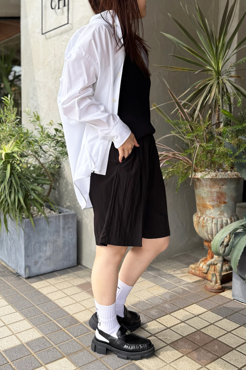 タックイージーショートパンツ