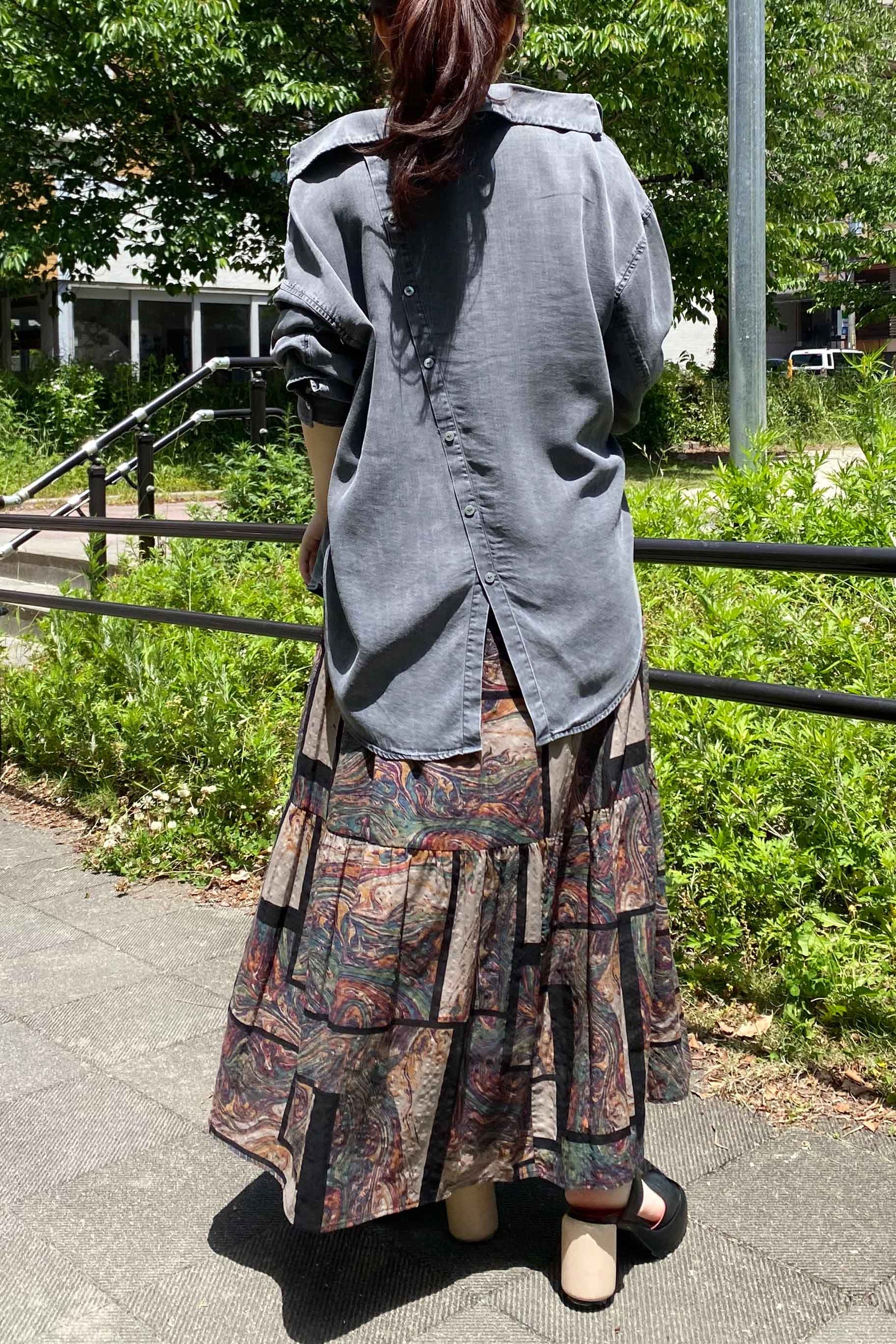 バックボタンテンセルデニムシャツ