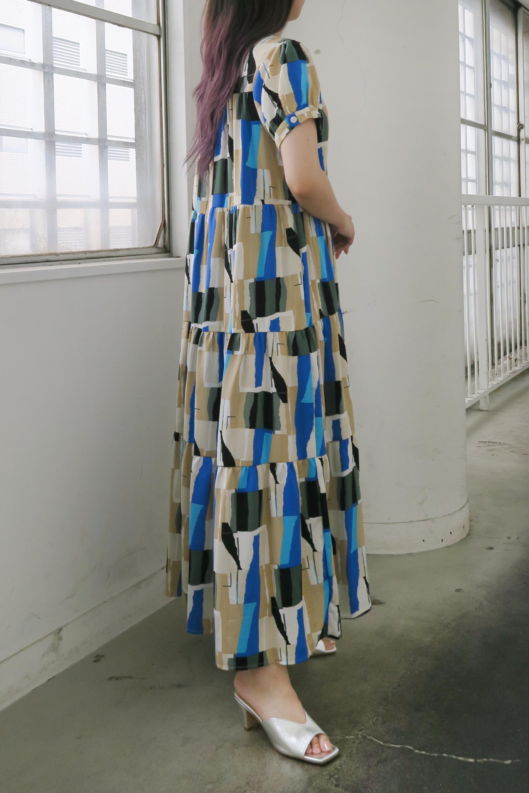 PaulineBleu (ポリーヌブロー) タイル柄 ポケット付き 半袖 ティアード ワンピース