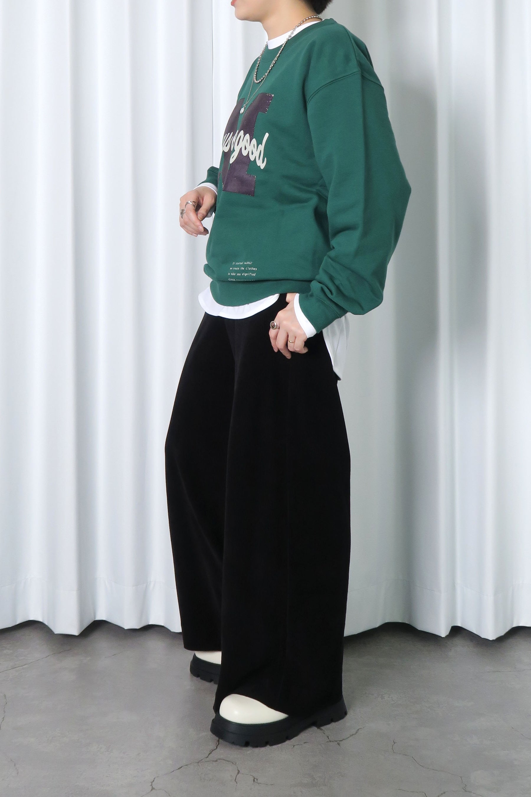 コーデュロイワイドパンツ