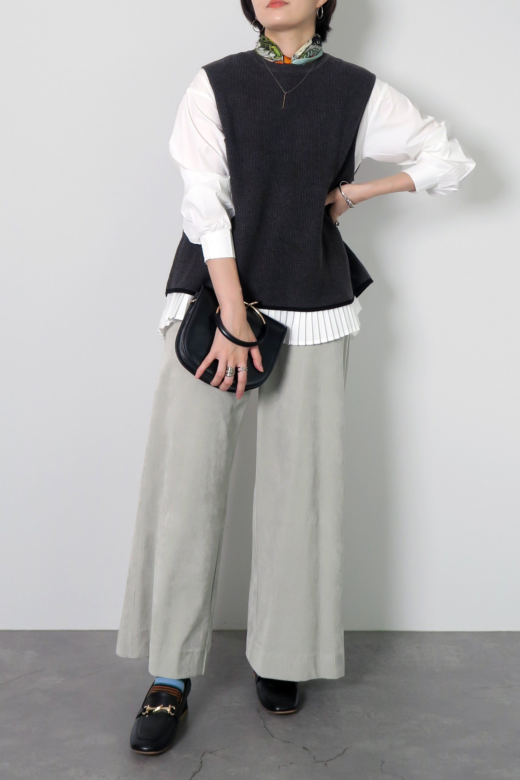 コーデュロイワイドパンツ
