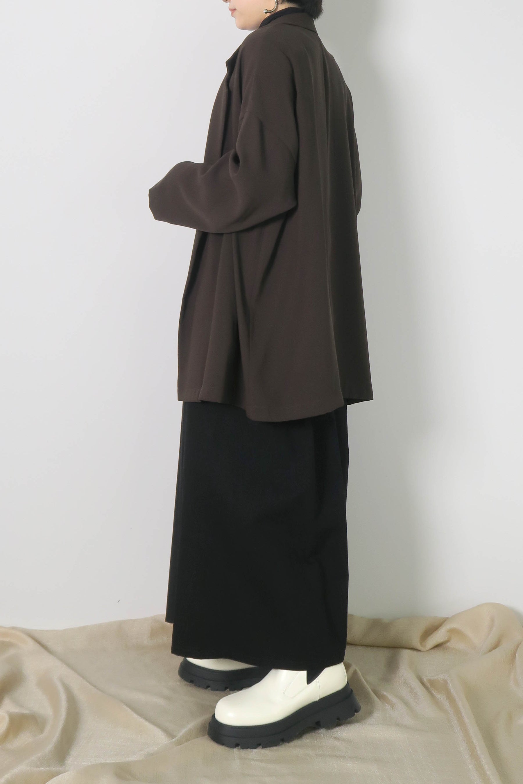 ロングスリーブジャケット