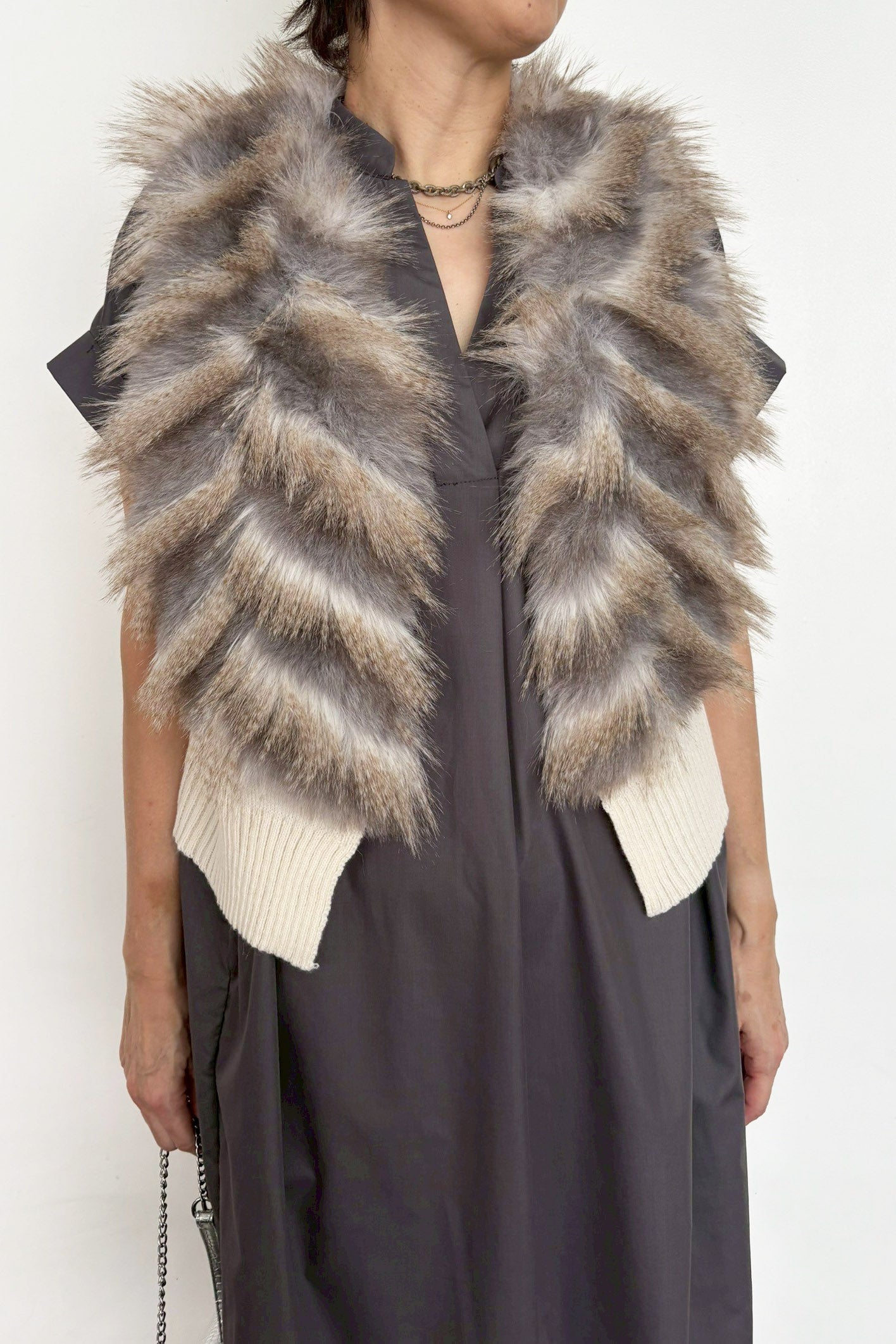 美品◇ GALENA ガレナ フェイクファー エコファー パール付 ジレ