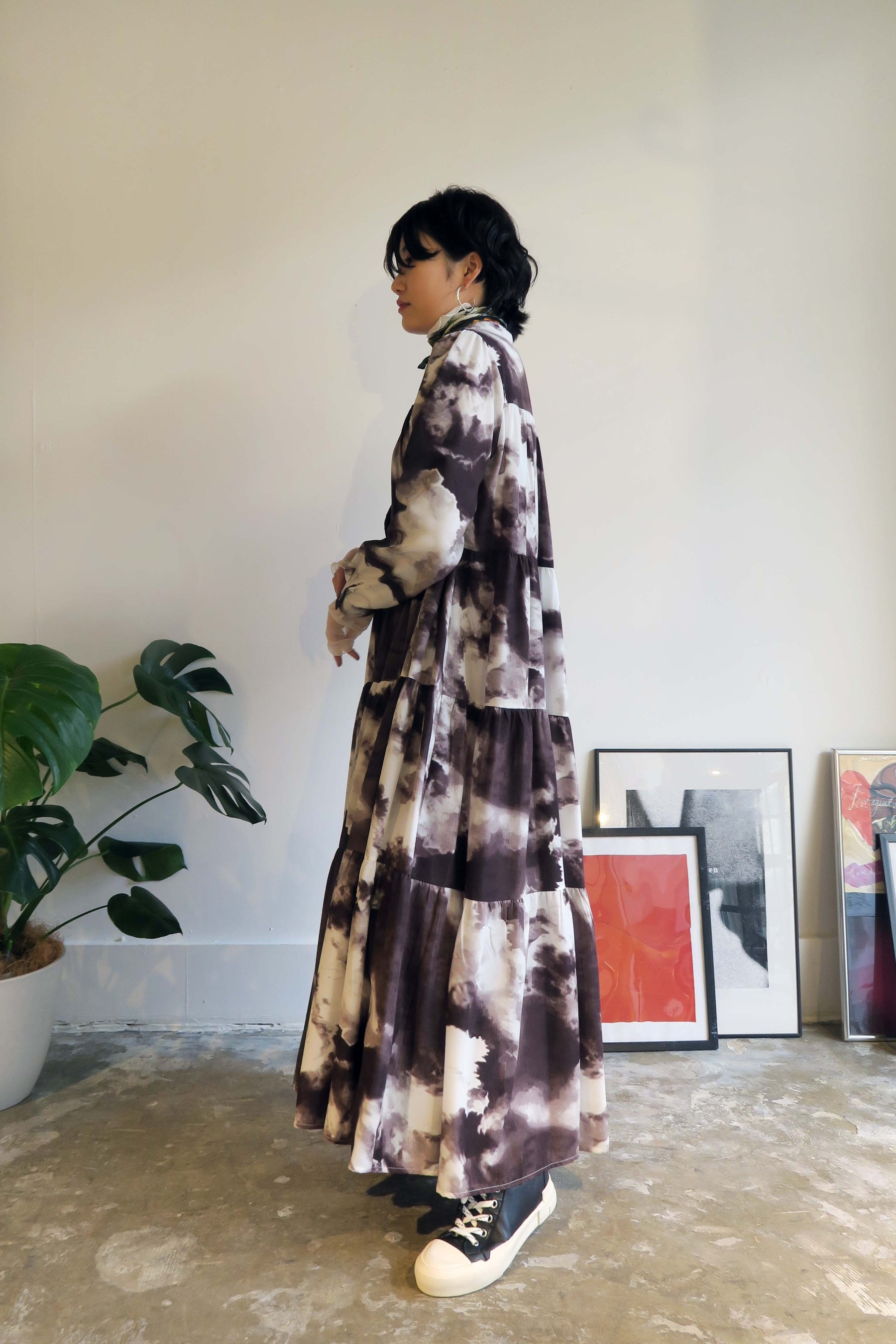 PaulineBleu ポリーヌブロー ムラ染 ティアード ワンピース 長袖 モノトーン