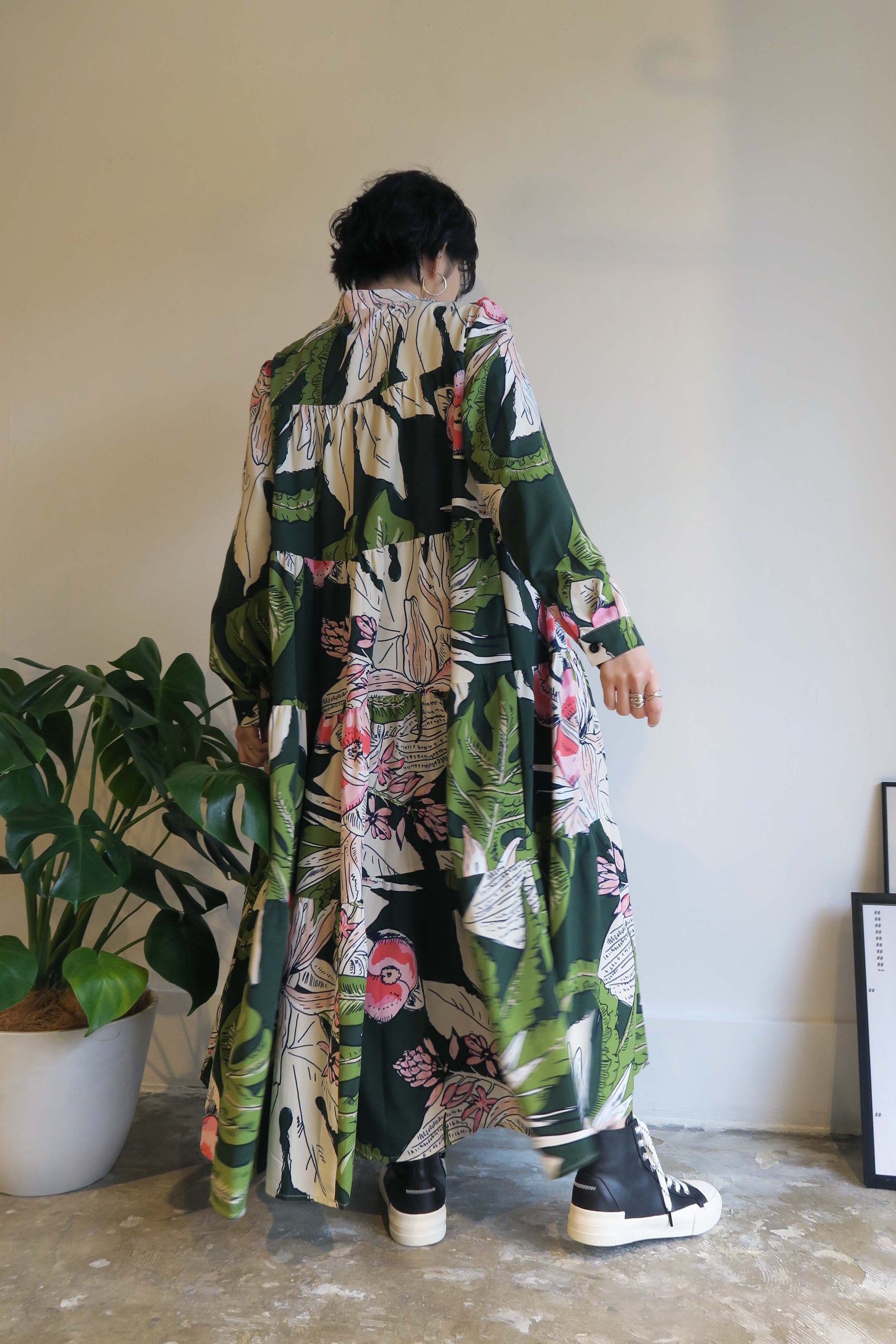 PaulineBleu(ポリーヌブロー) ボタニカルプリントティアードワンピース リゾート