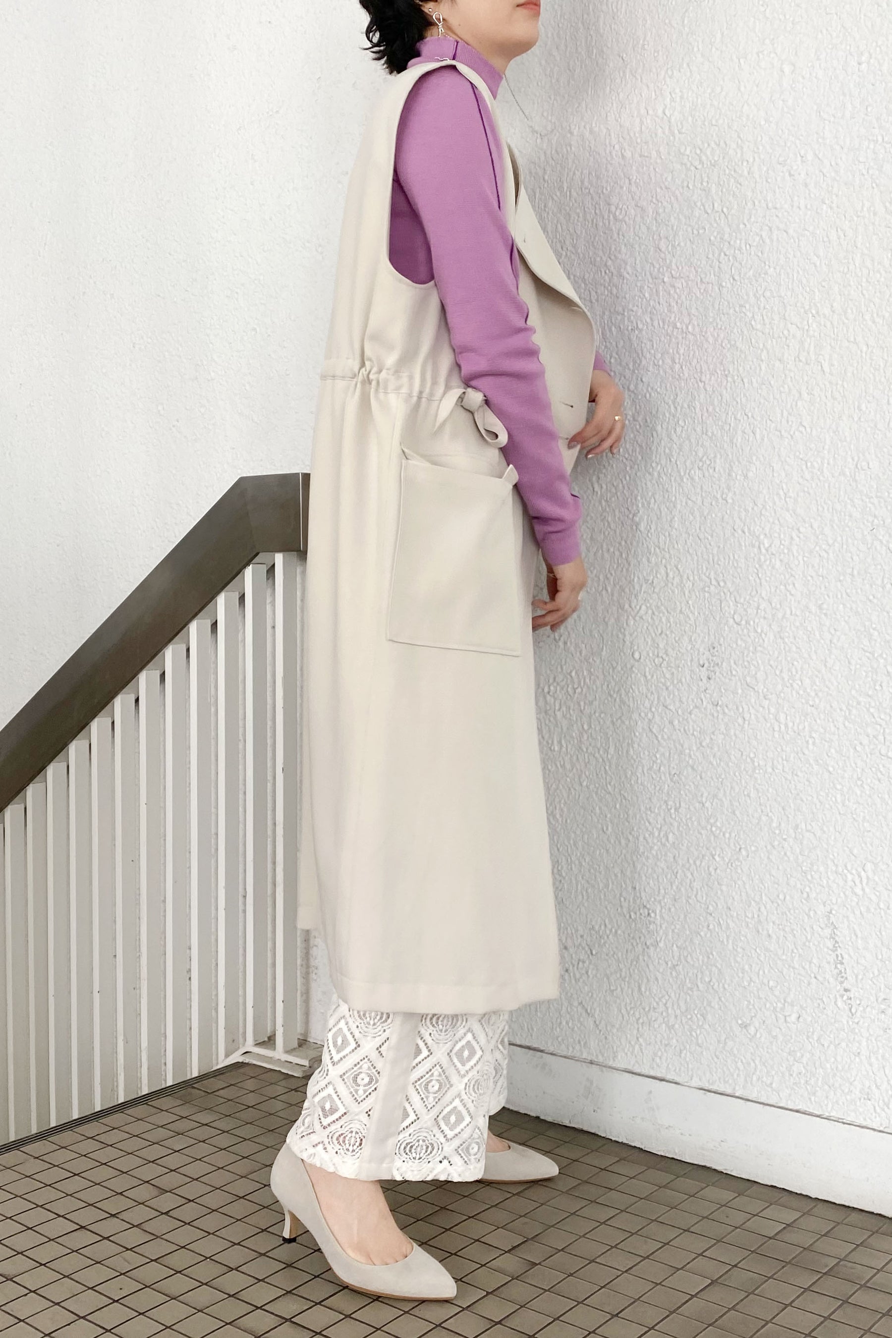ハイネックラインニット
