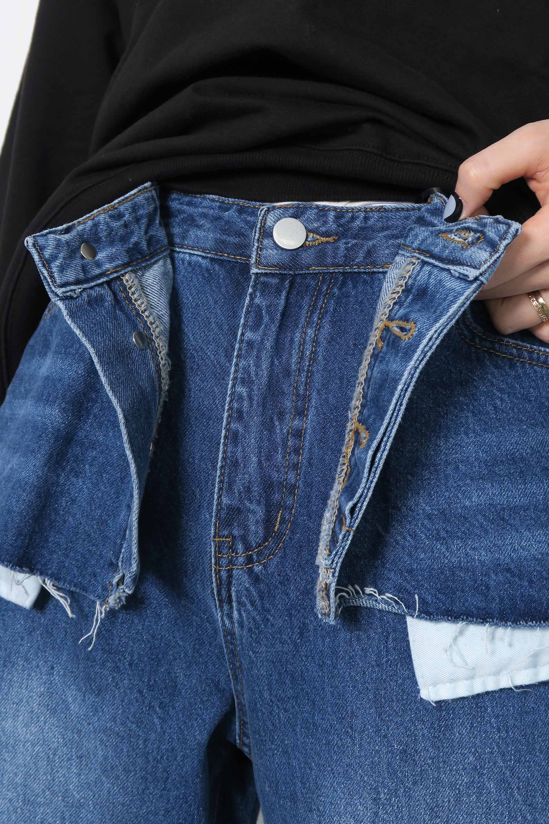 リメイク風デニムパンツ