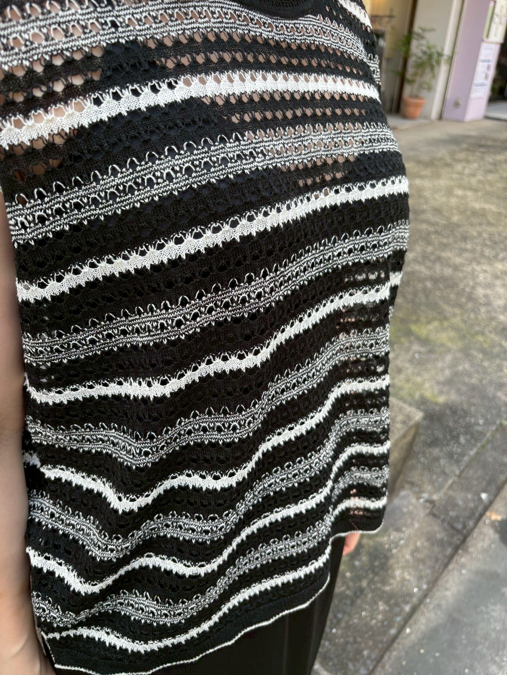ボーダーノースリーブニット