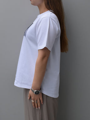ラメチュール重ねロゴプリントTシャツ