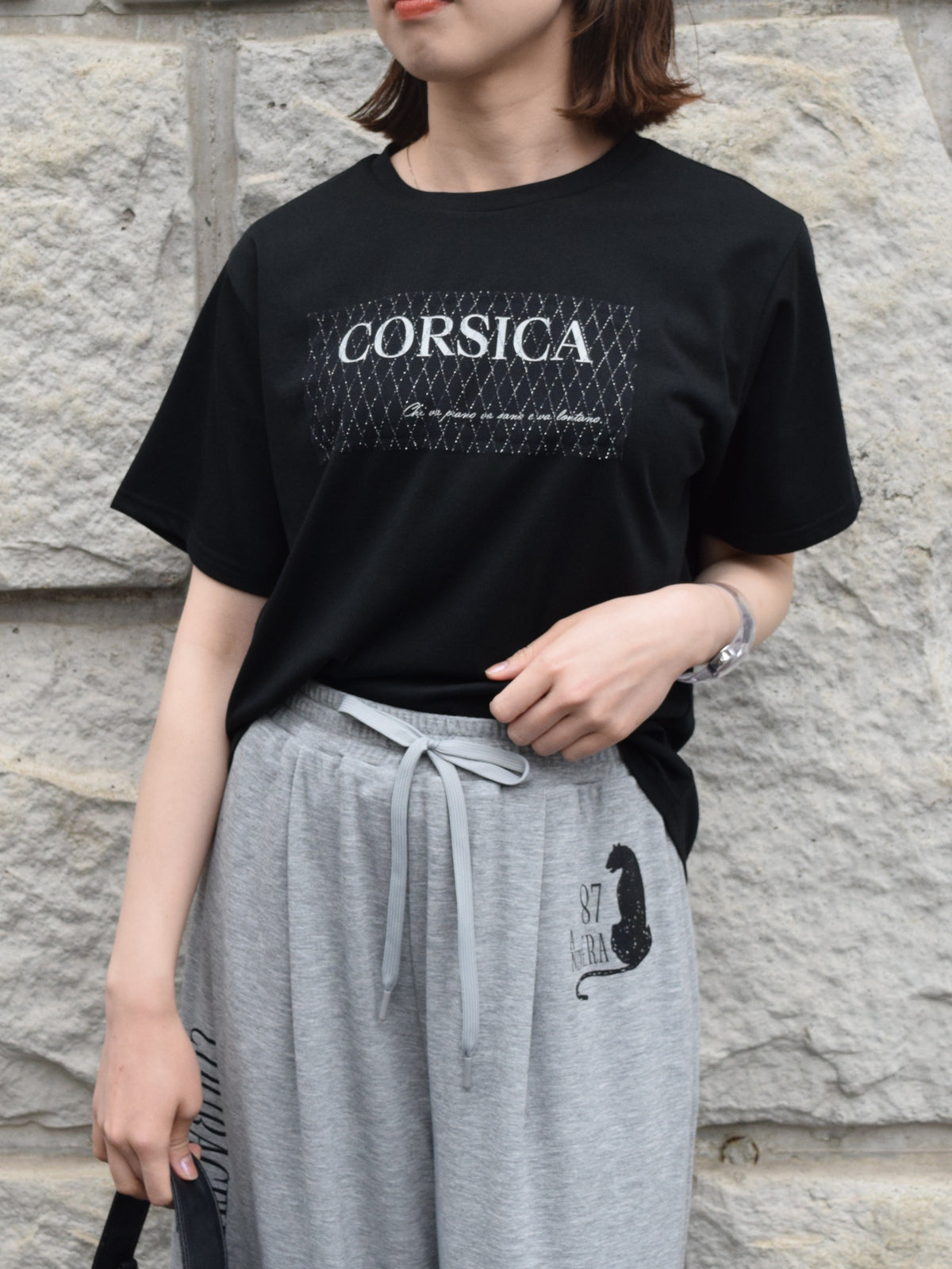 ラメチュール重ねロゴプリントTシャツ