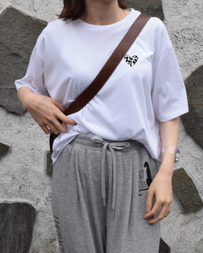 レオパード柄ハート フロッキープリントTシャツ