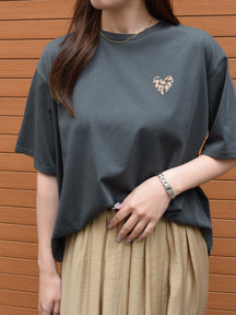 レオパード柄ハート フロッキープリントTシャツ