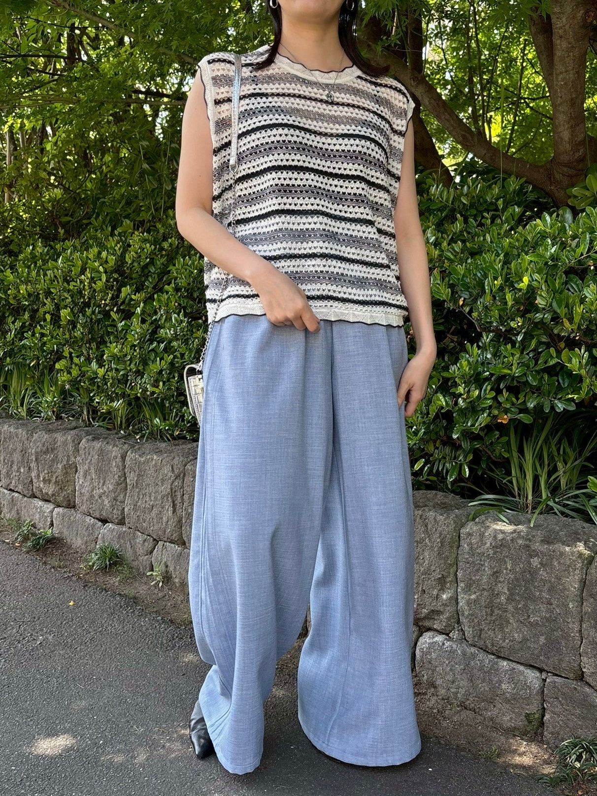 ボーダーノースリーブニット