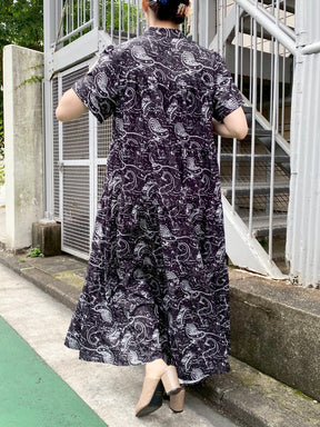 ペイズリー柄プリント半袖ティアードワンピース