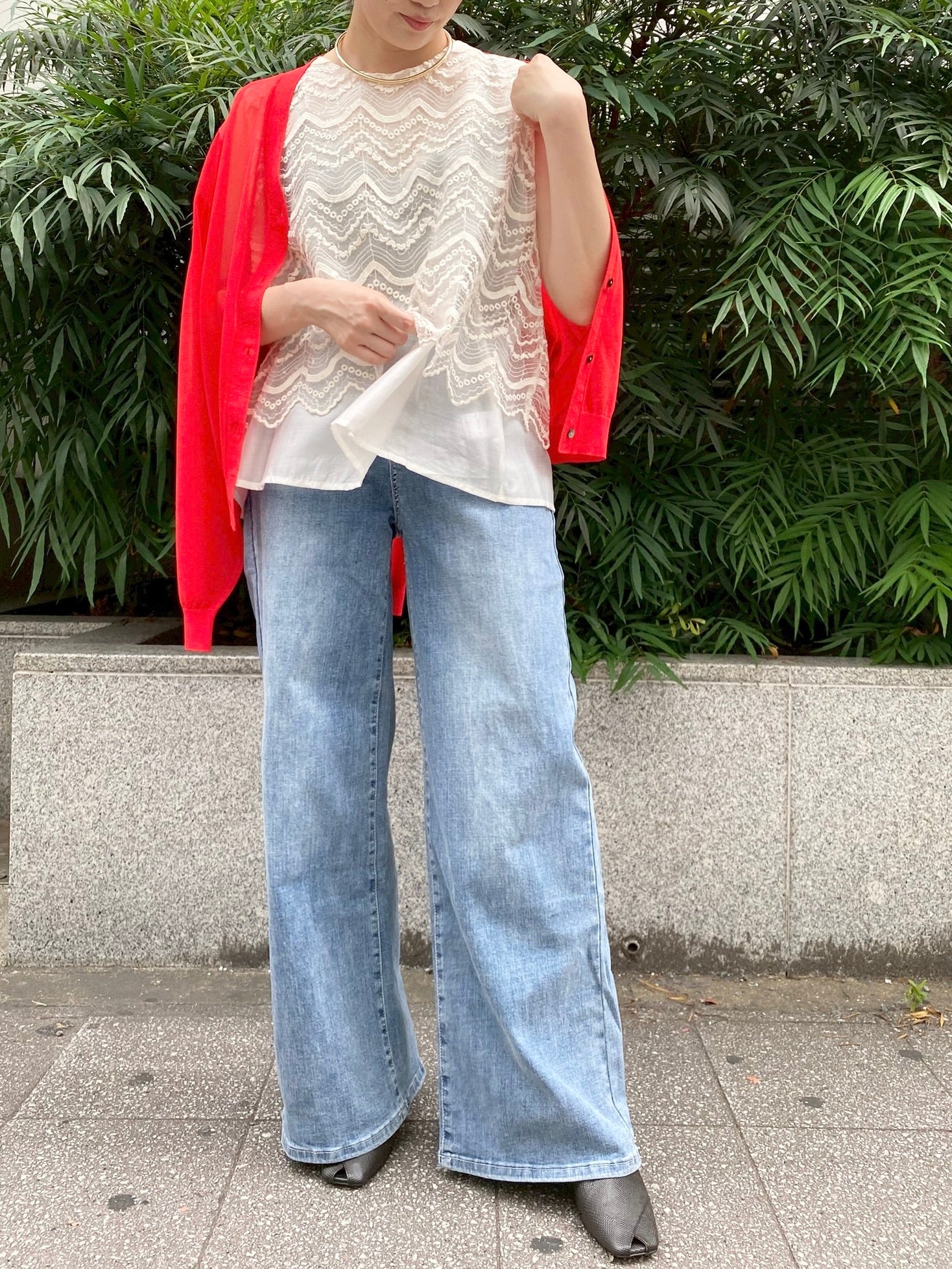 ウェーブパターンレーストップス