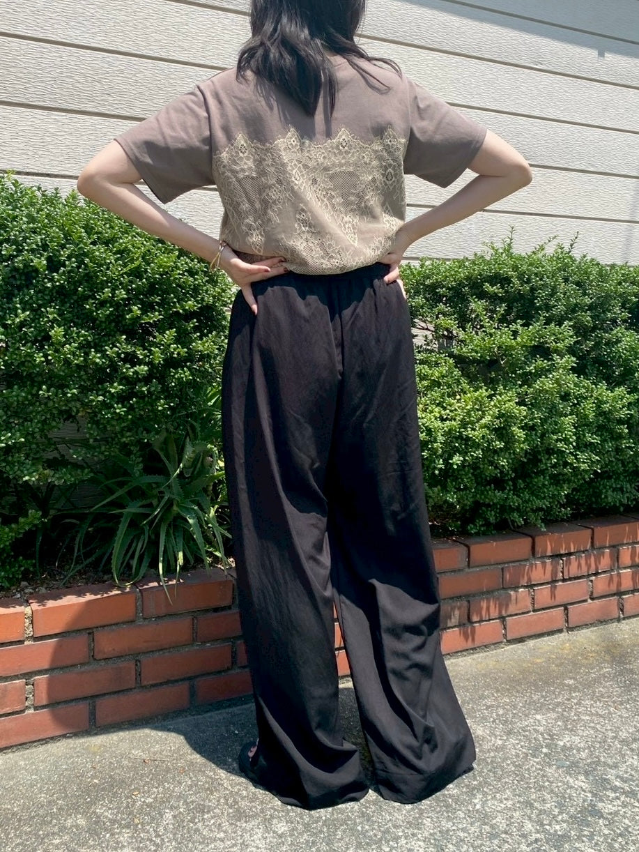 タックイージーワイドパンツ