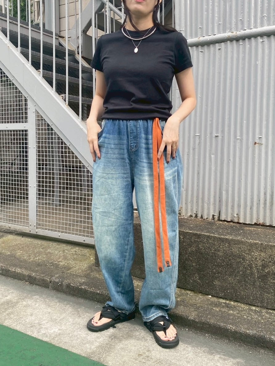 ストレッチテーパードデニム