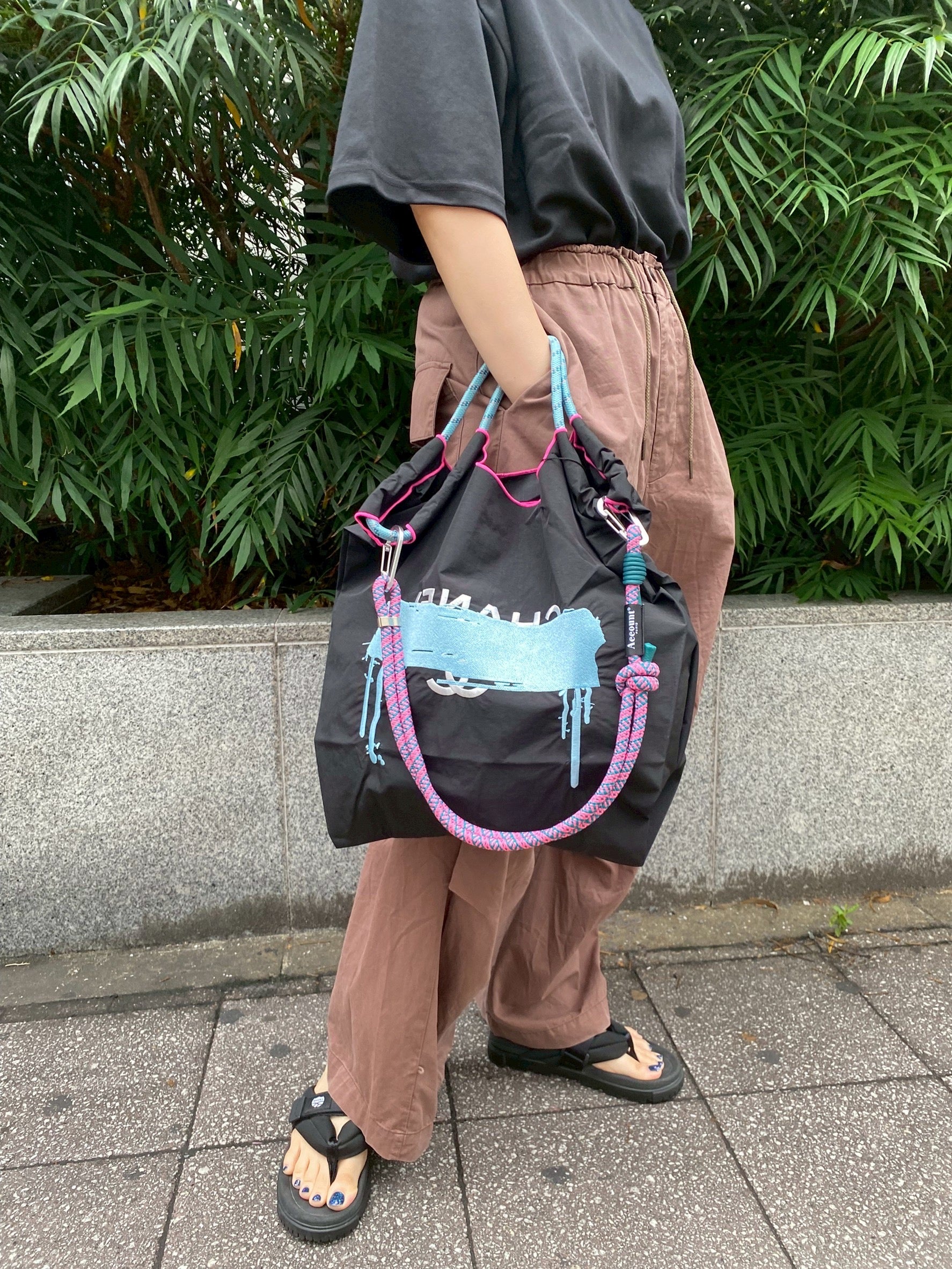 ショルダーストラップ