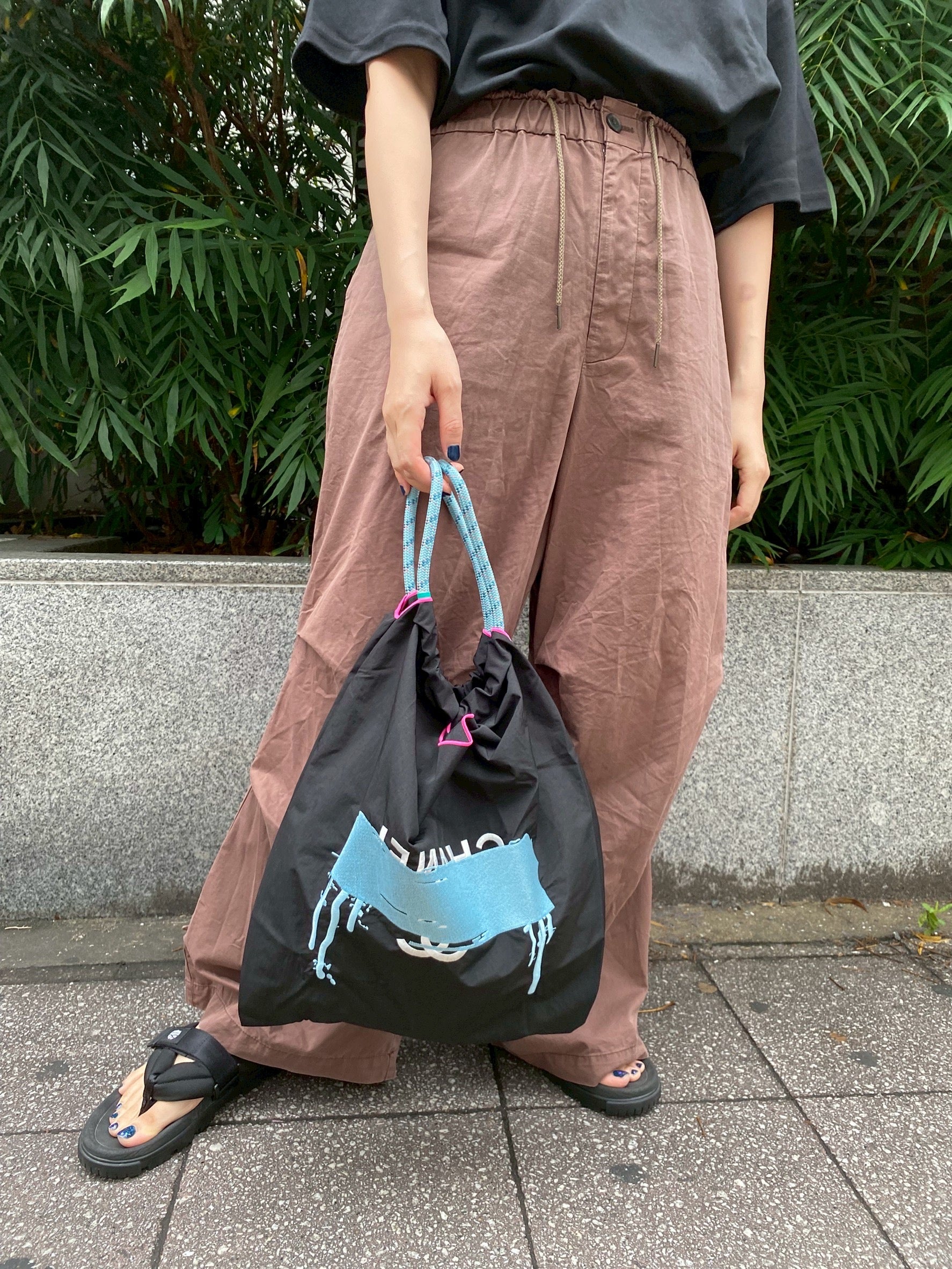 ロゴトートバッグ