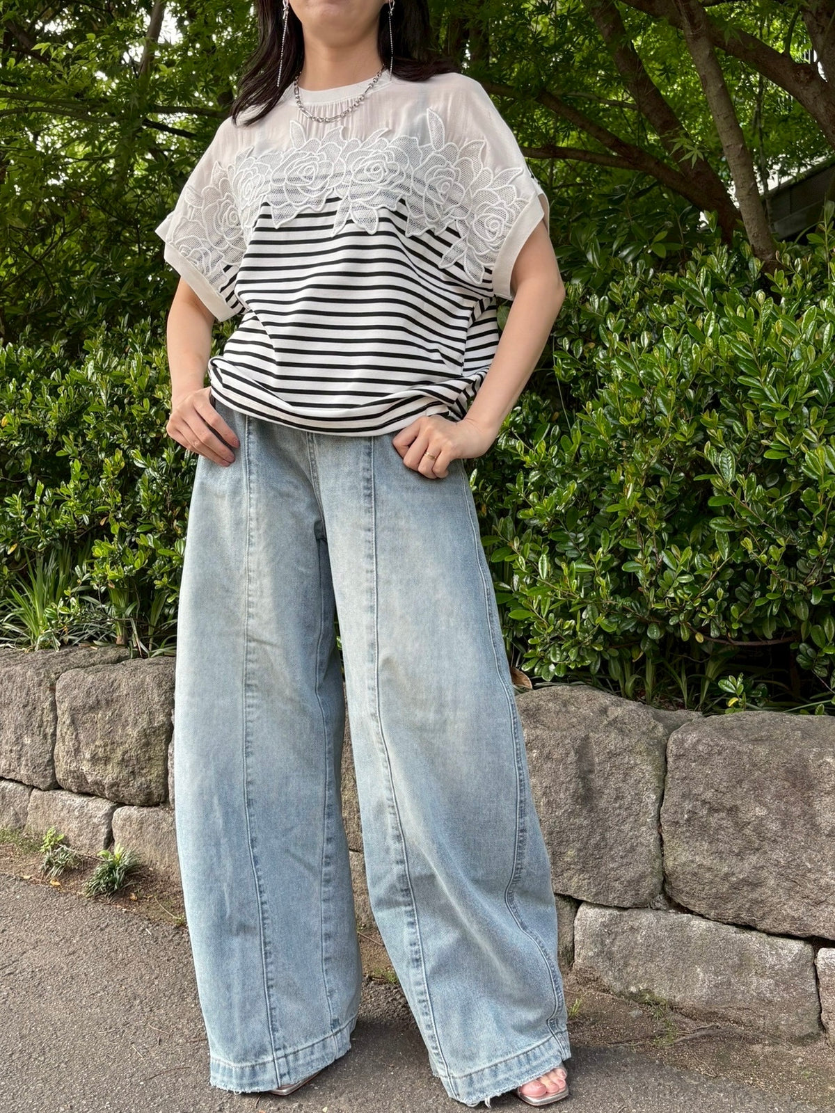 デコルテシアーボーダートップス